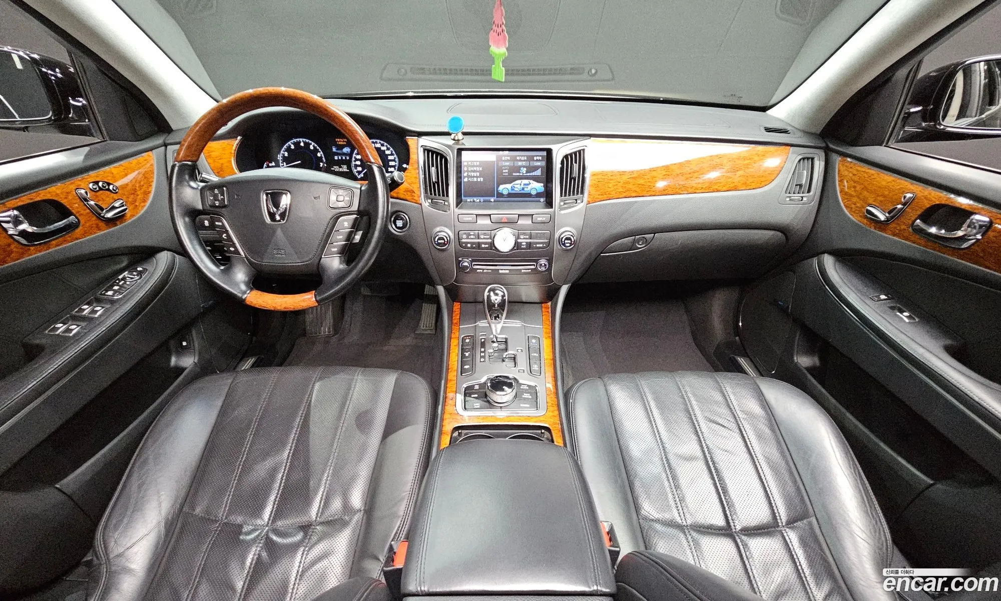 Hyundai Equus 2009 — 3