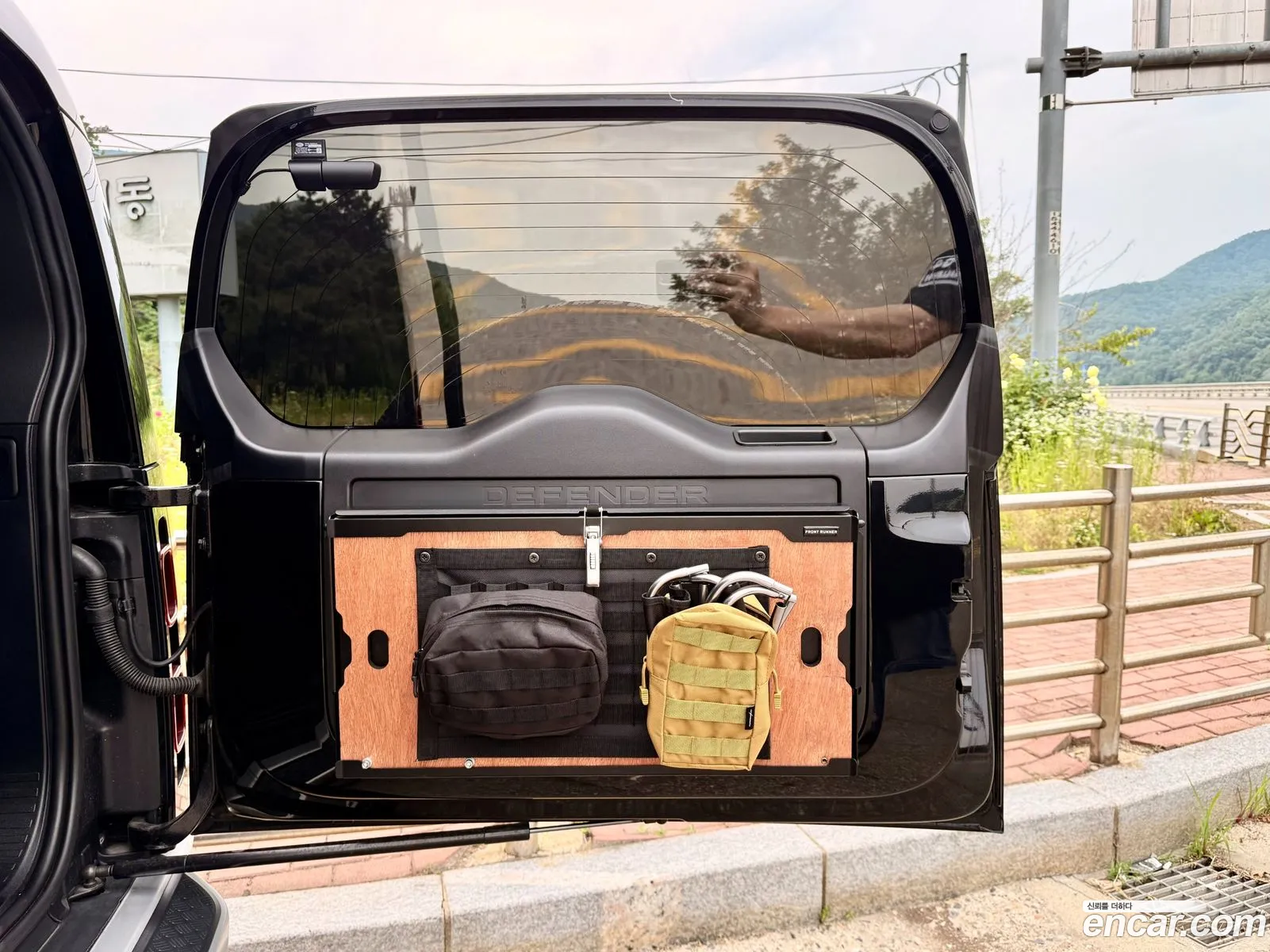 Land Rover Defender 2021 — 2