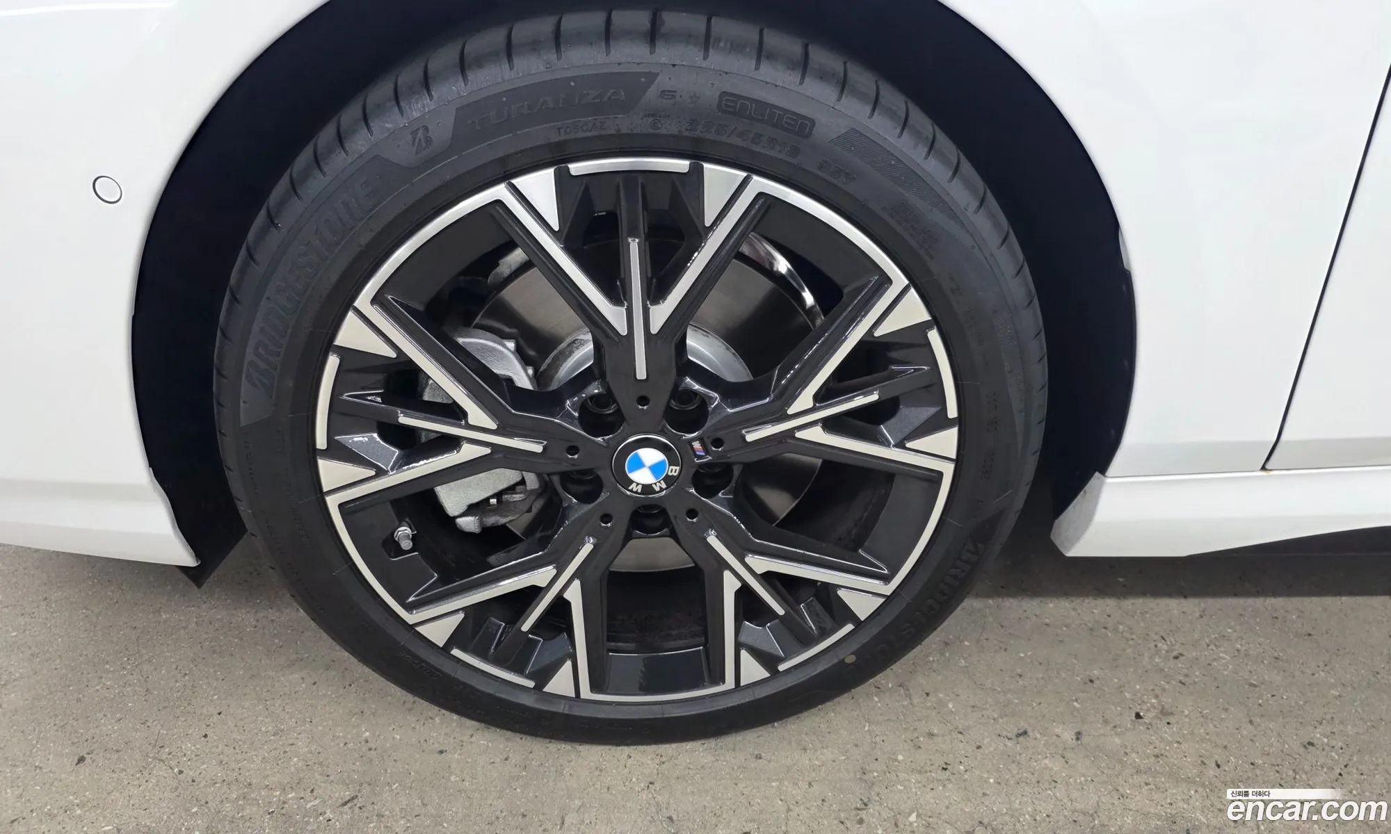 BMW 1 Series 2025 — 13