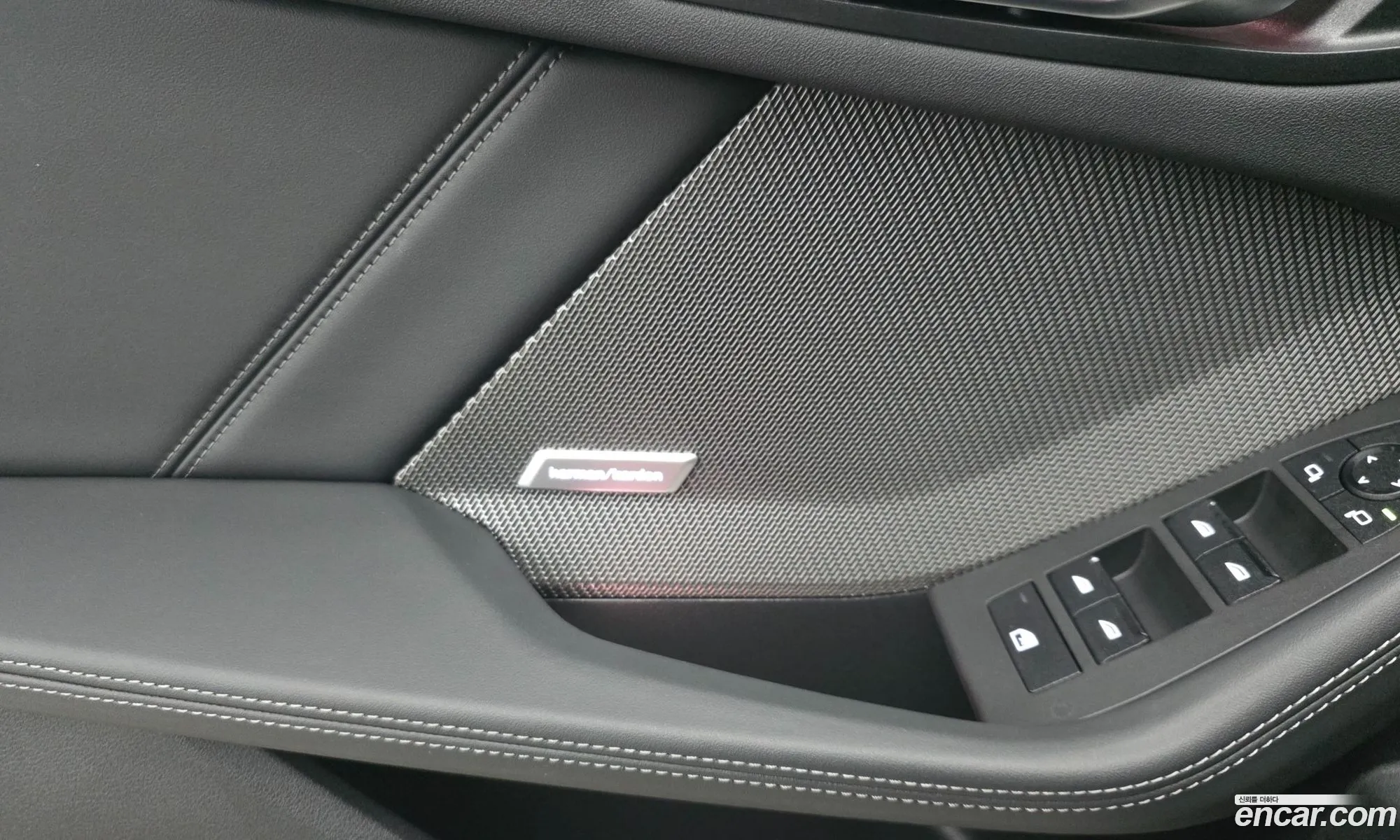 BMW 1 Series 2025 — 3