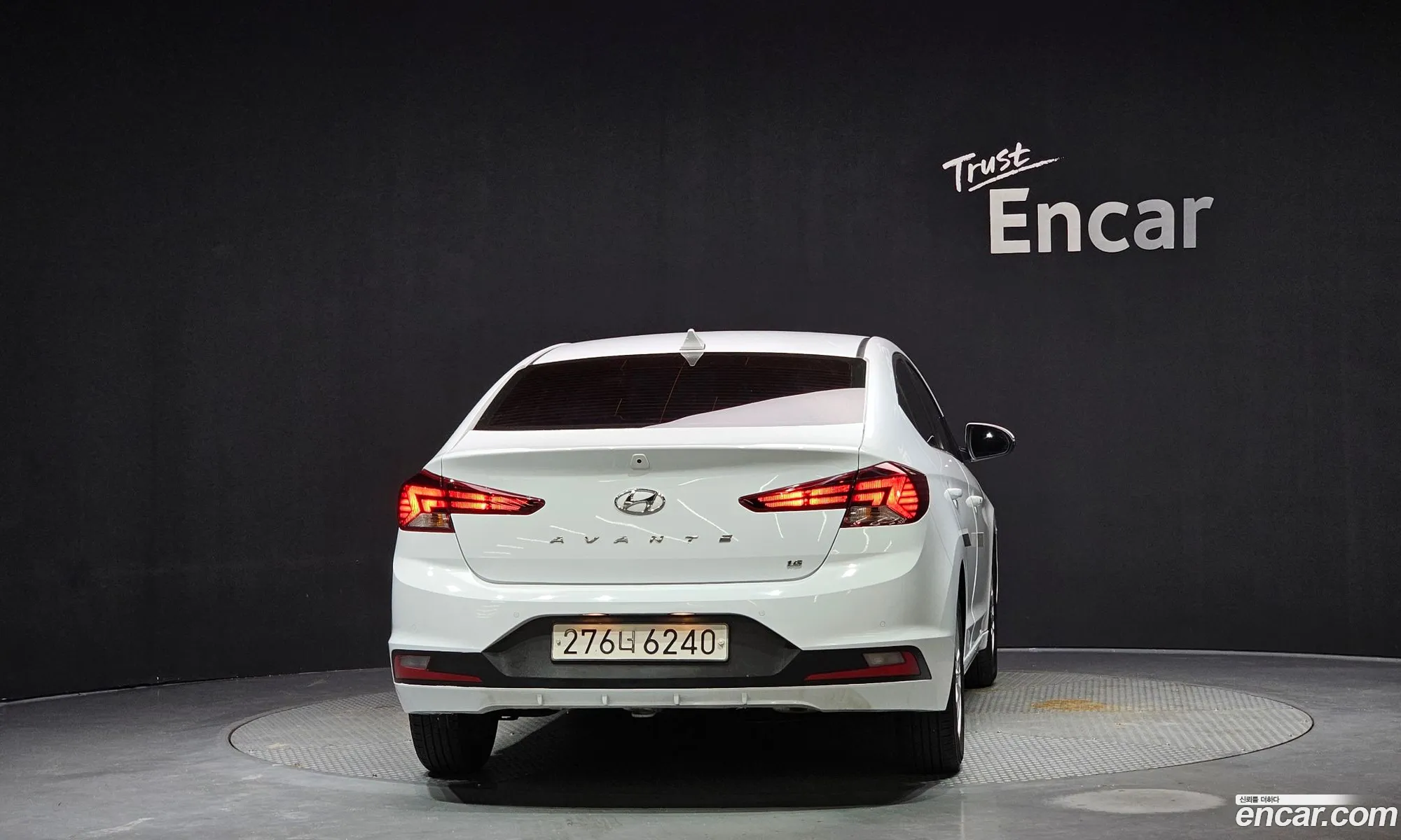 Hyundai Elantra AD 2019 — 3