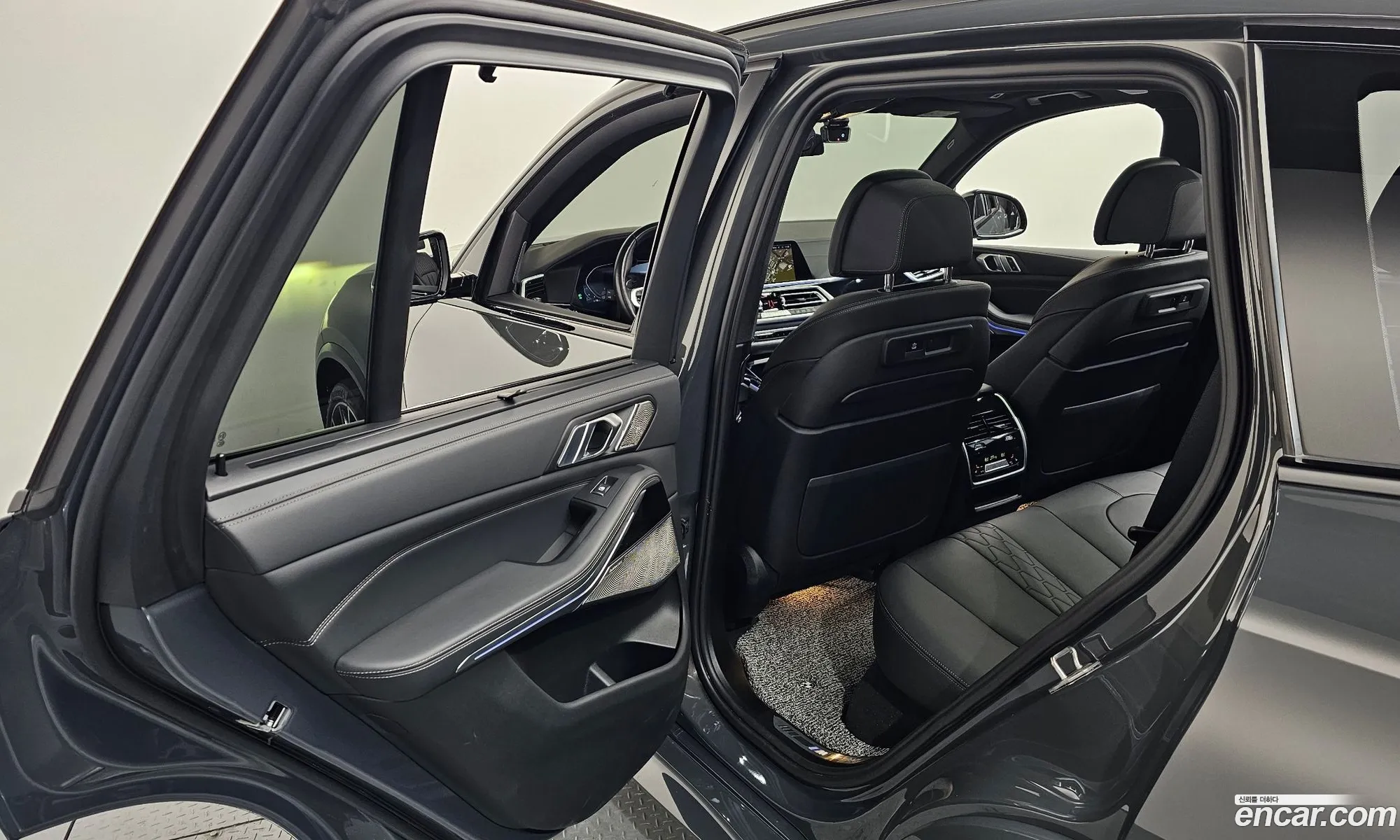 BMW X5 2022 WBATH4108N9L81141 — 12
