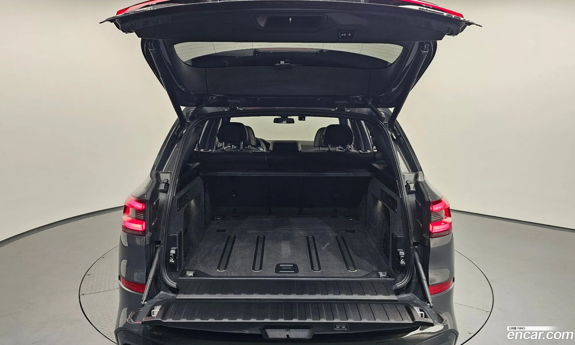 BMW X5 2022 WBATH4108N9L81141 — 9
