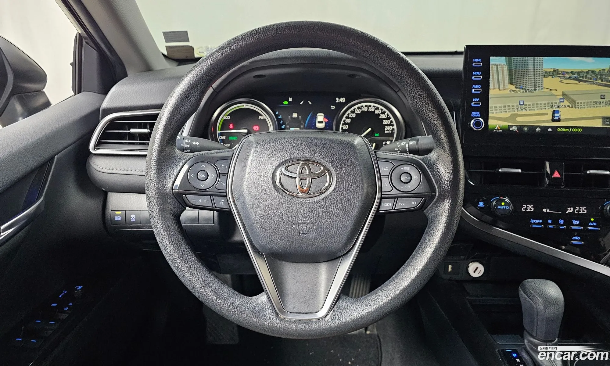 Toyota Camry 2023 — 31