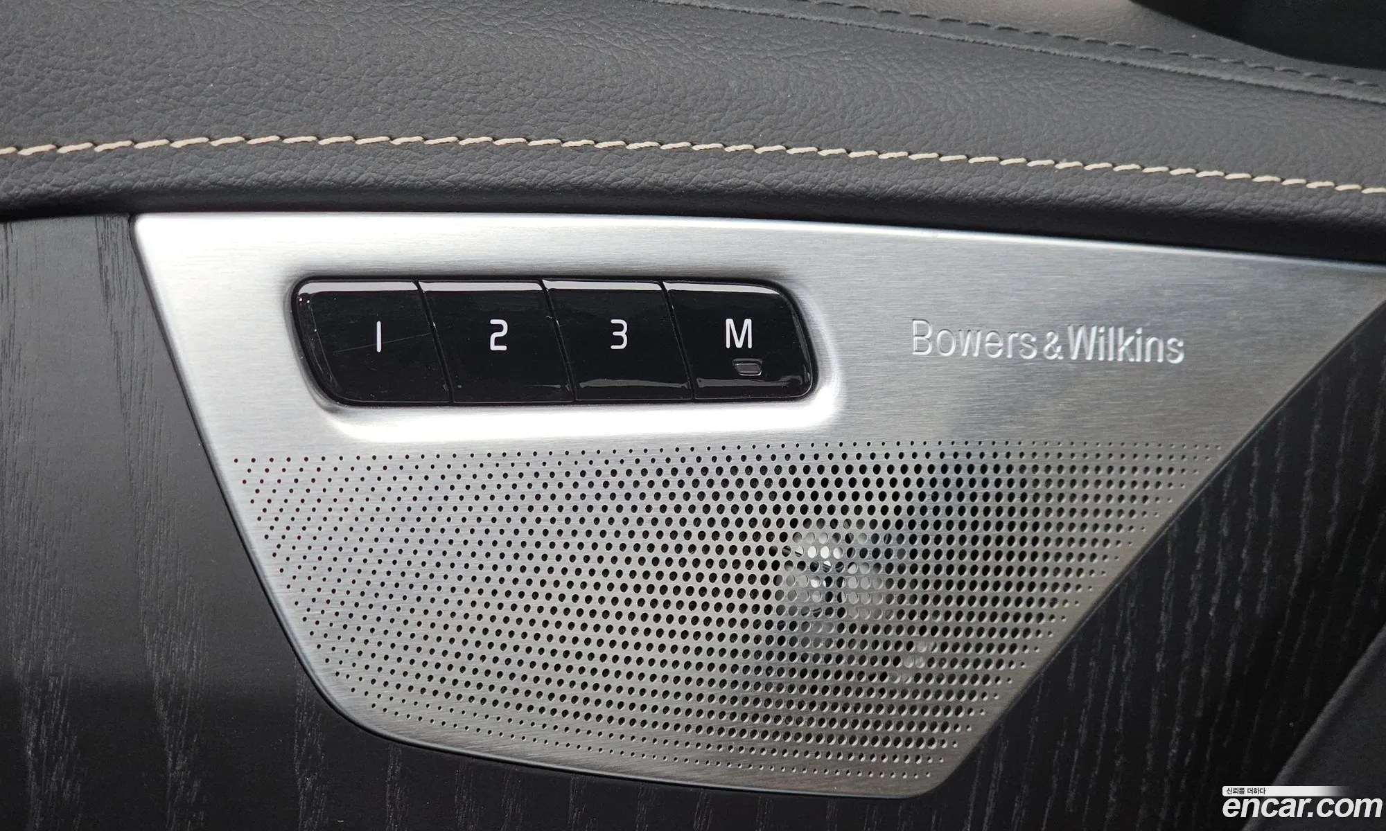 Volvo XC90 2021 — 16
