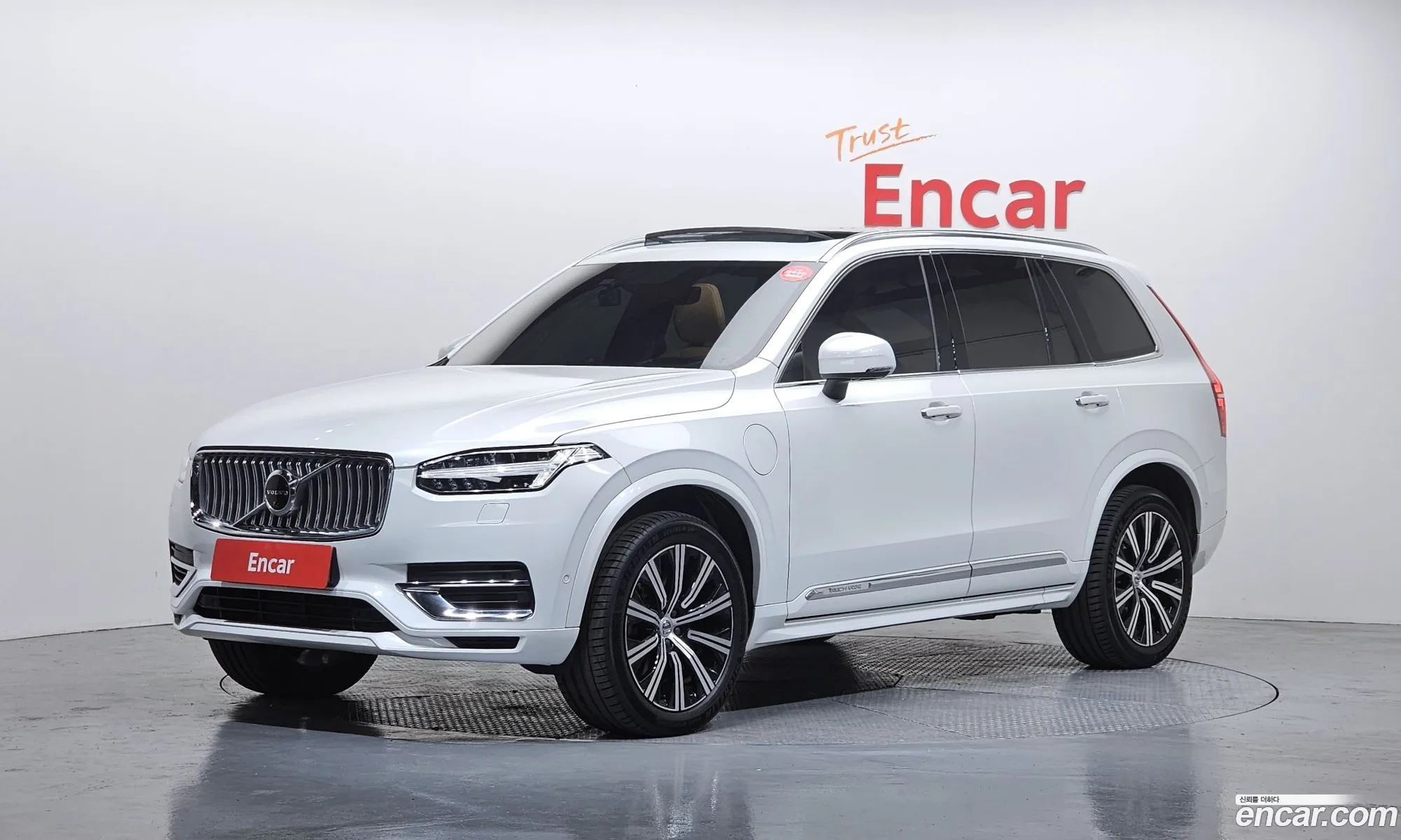 Volvo XC90 2021 — 31