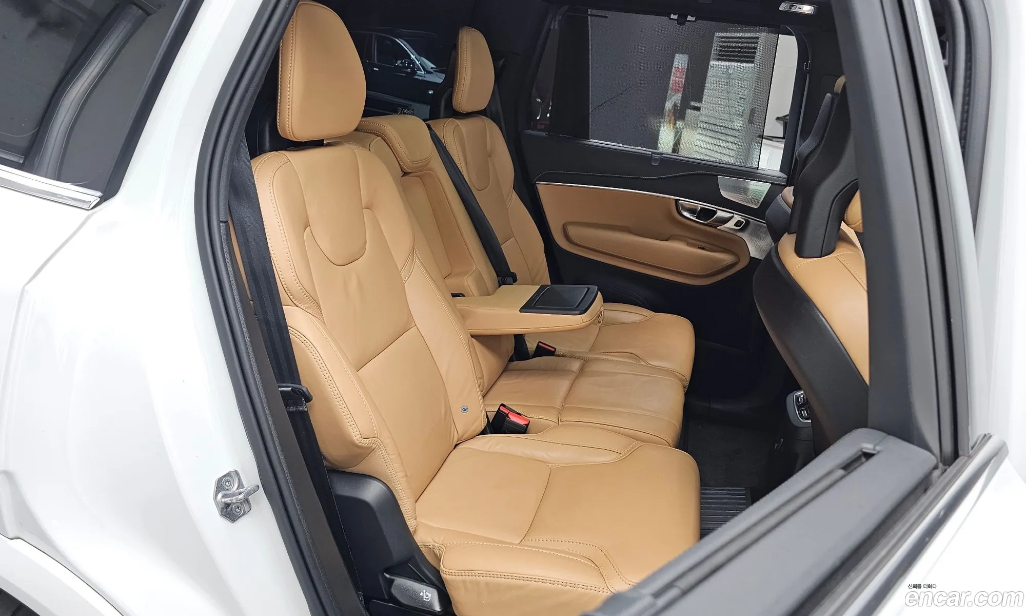 Volvo XC90 2021 — 34