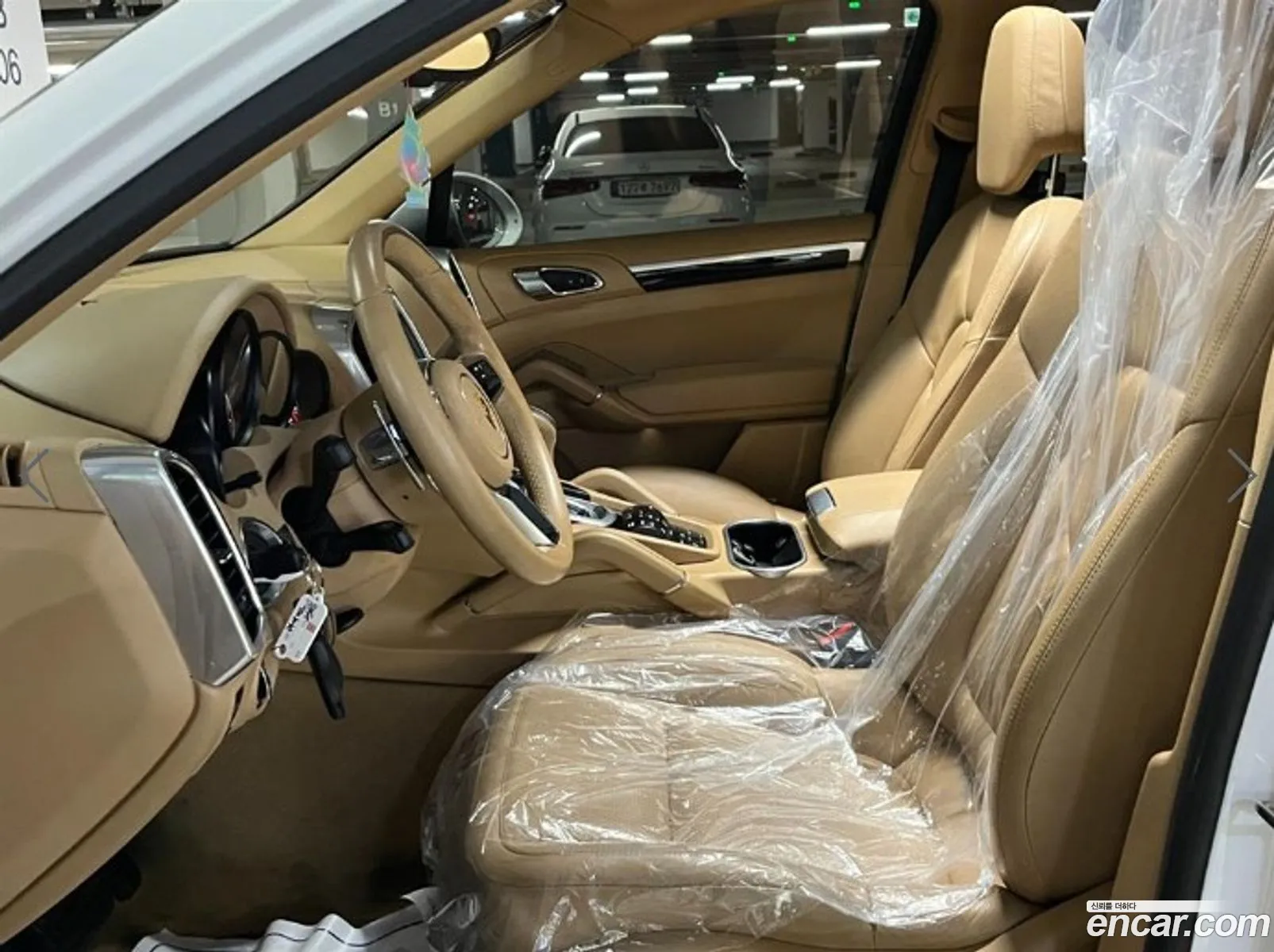 Porsche Cayenne 2015 — 12
