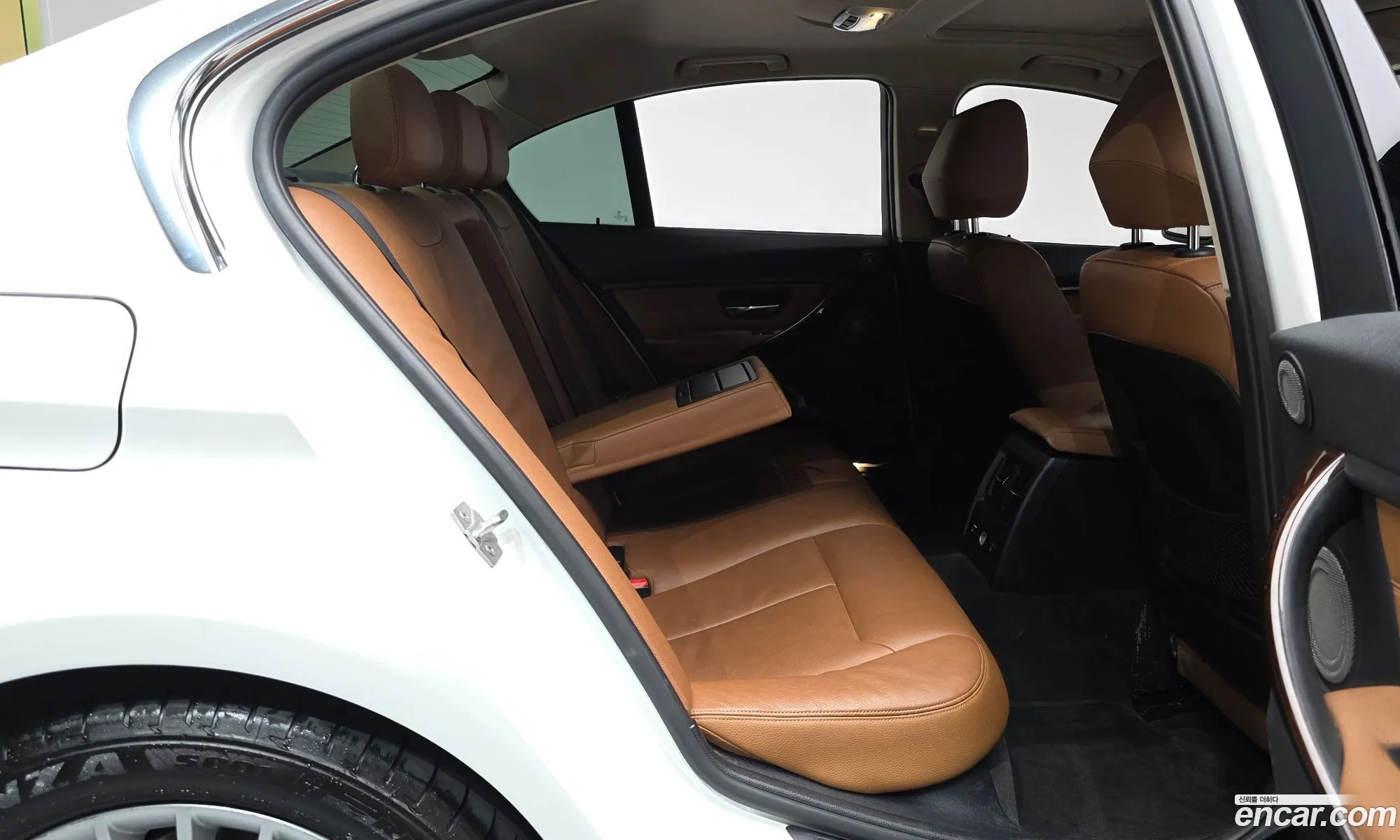 BMW 3 Series 2014 WBA3D3108EF895353 — 3