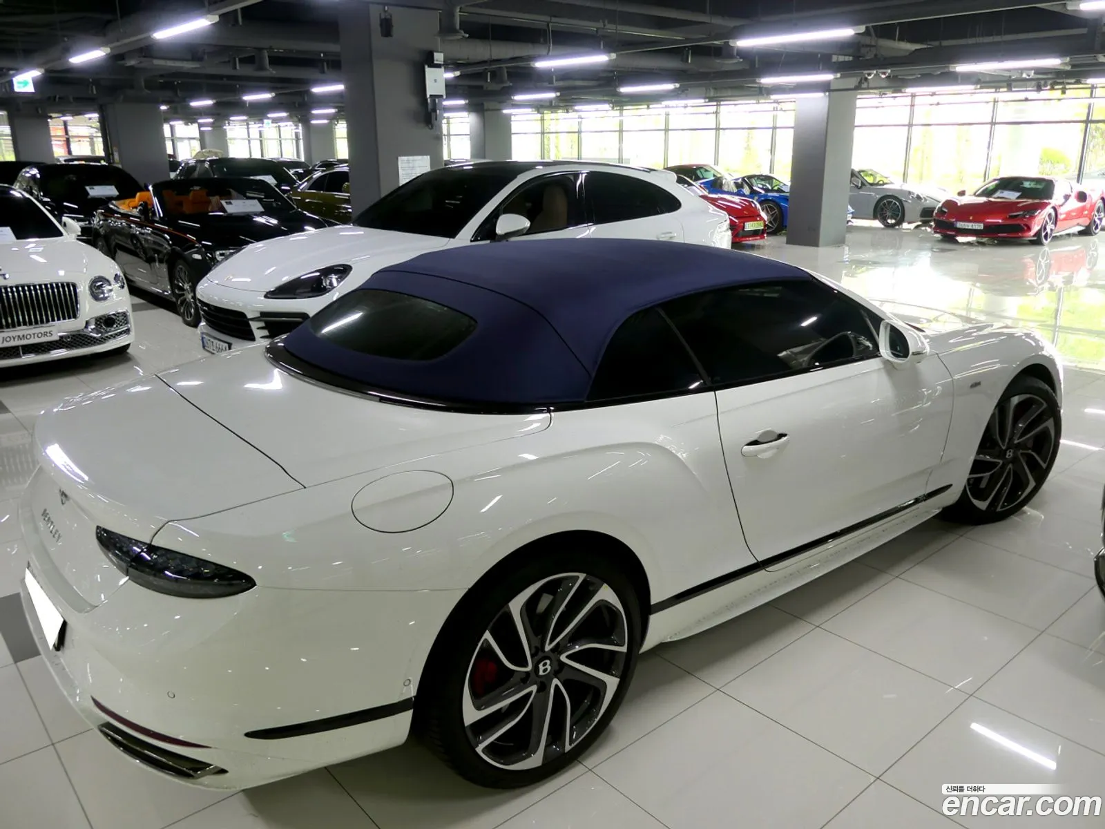 Bentley Continental GT 2025 — 9