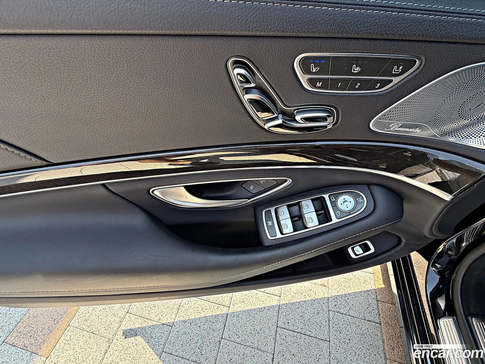 Mercedes-Benz S-Class W222 2016 — 12