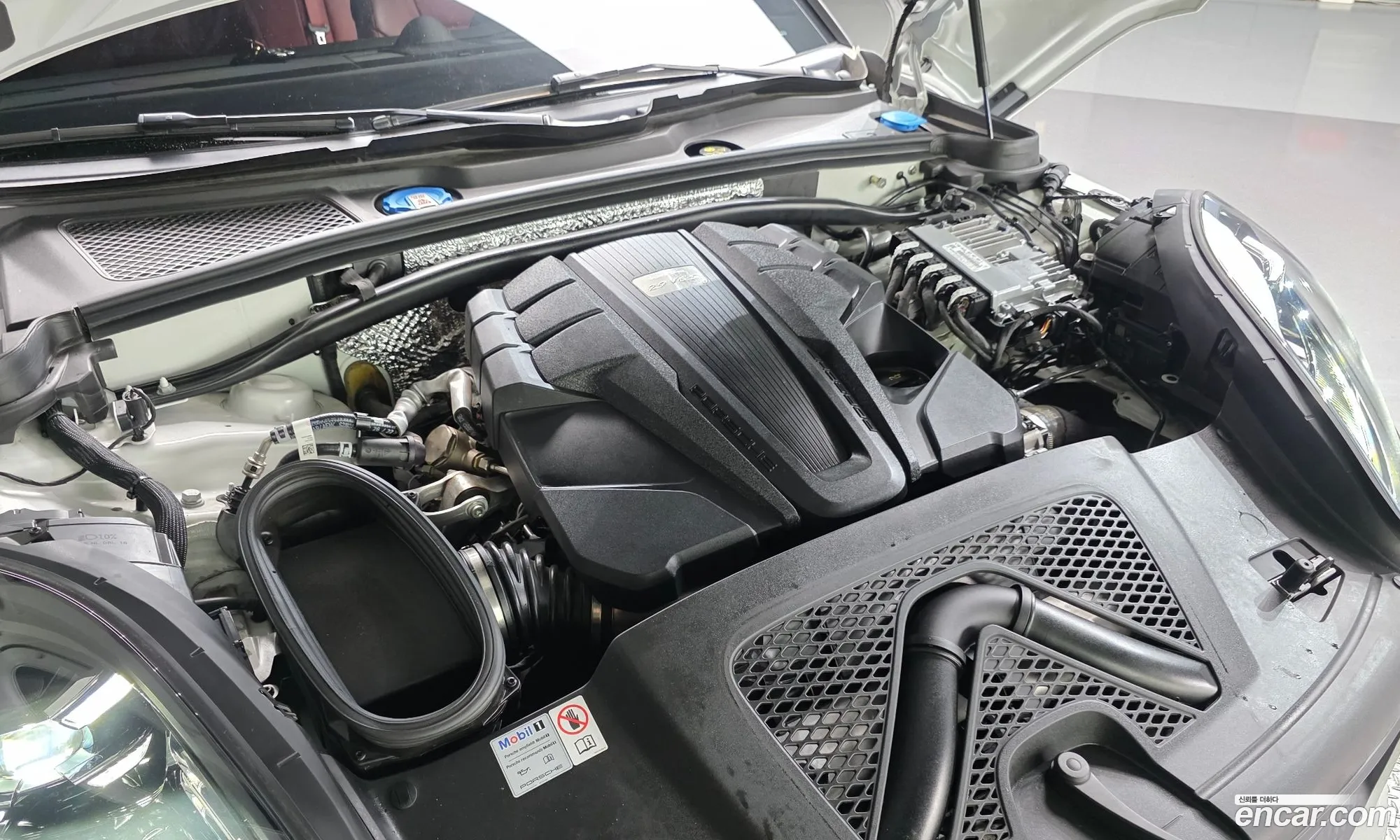Porsche Macan 2023 WP1AG295XPLB51283 — 19