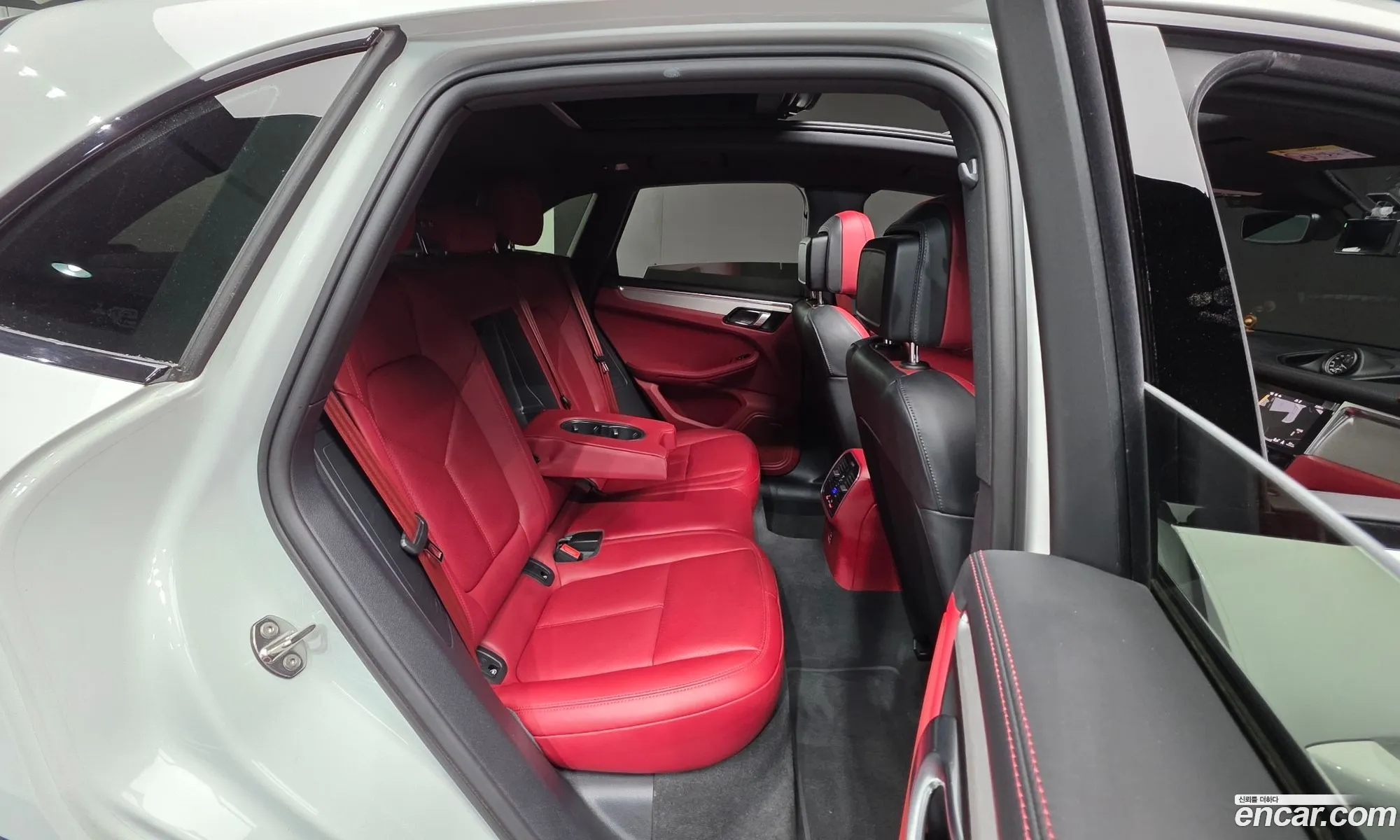 Porsche Macan 2023 WP1AG295XPLB51283 — 27