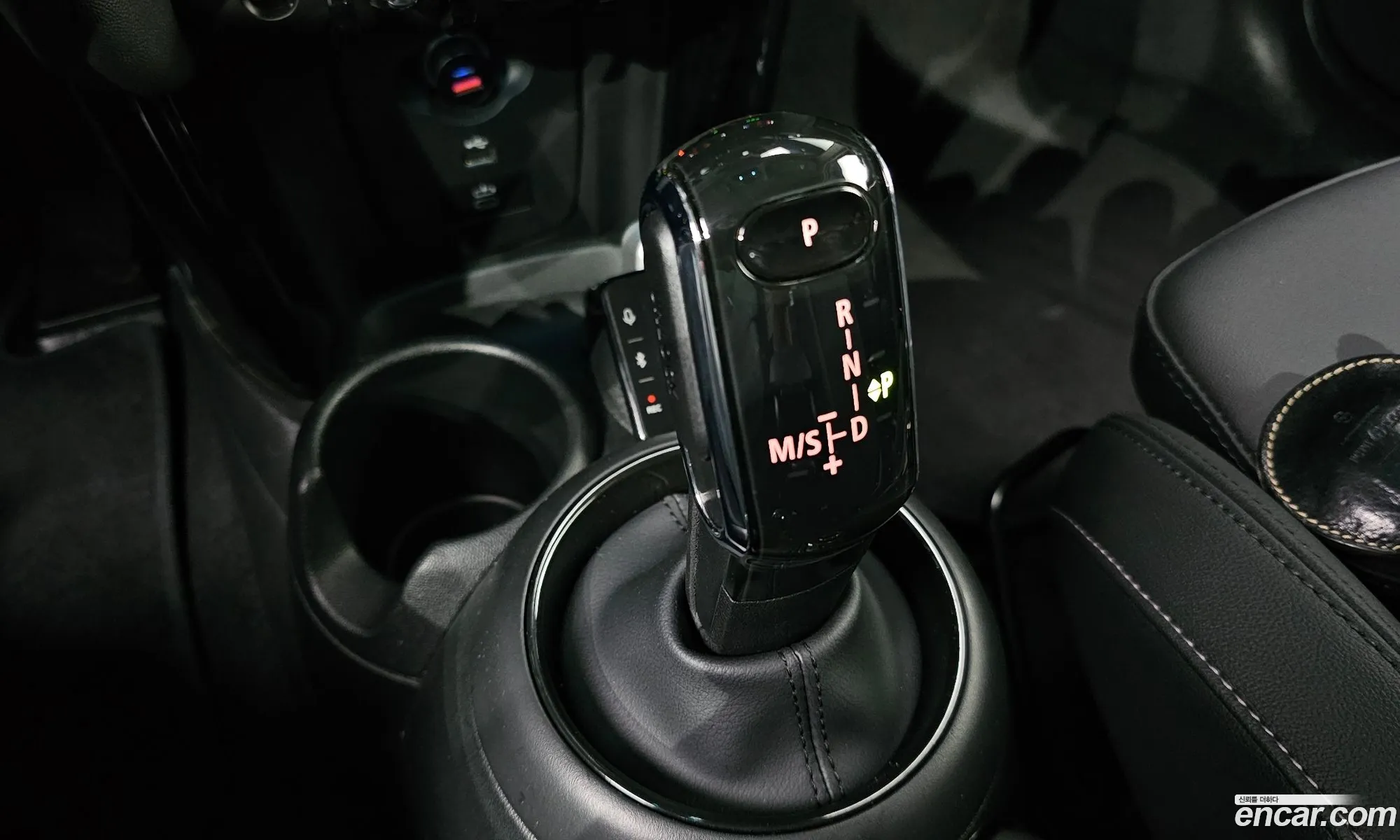 Mini Cooper 2023 — 30
