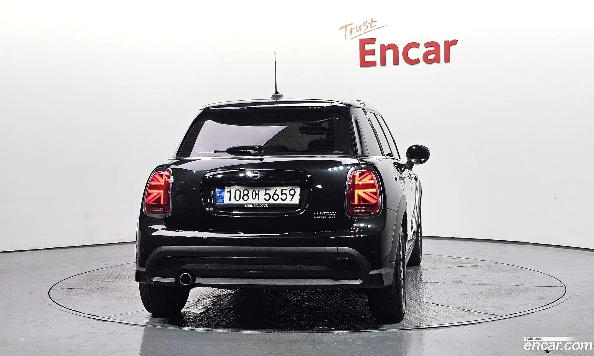 Mini Cooper 2023 — 9