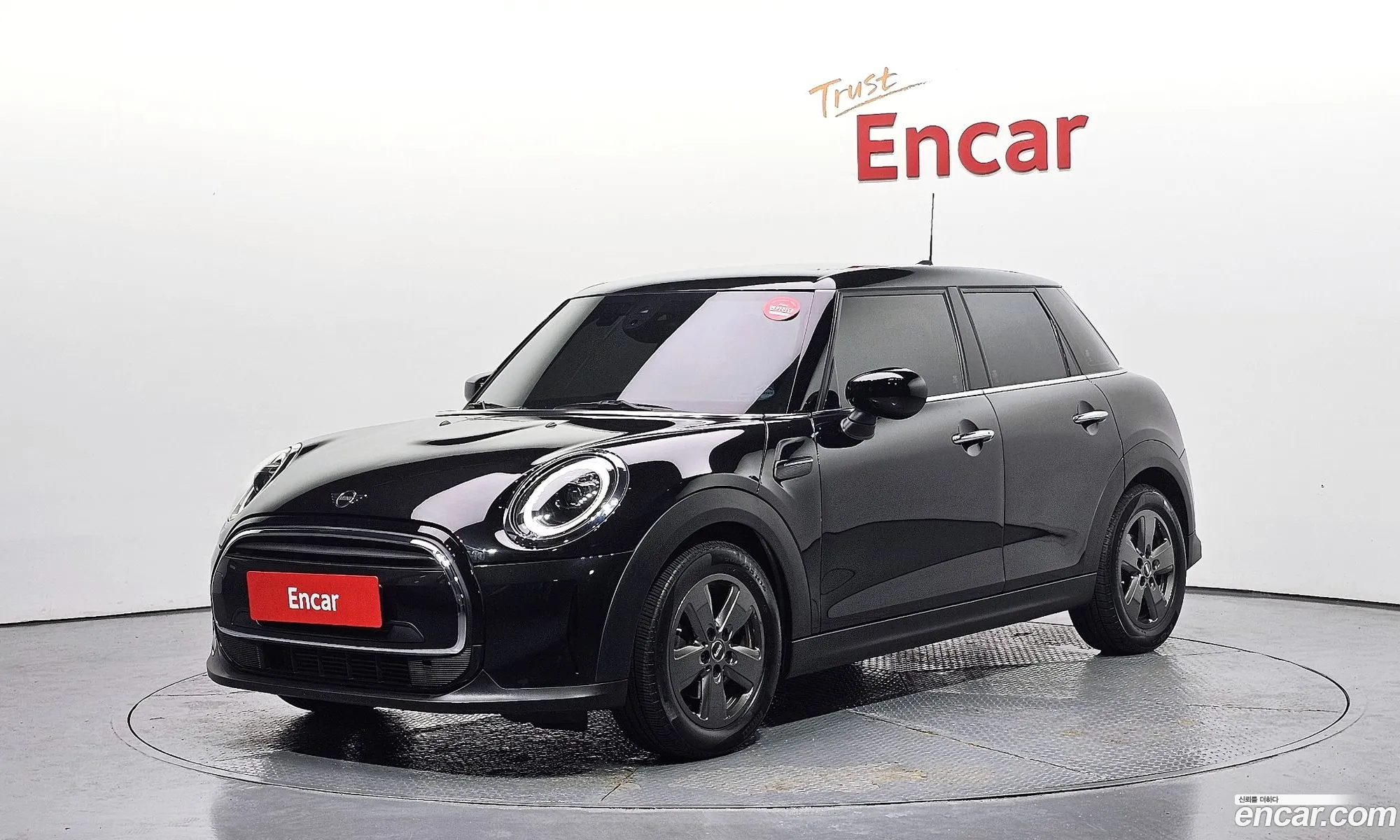 Mini Cooper 2023 — 24