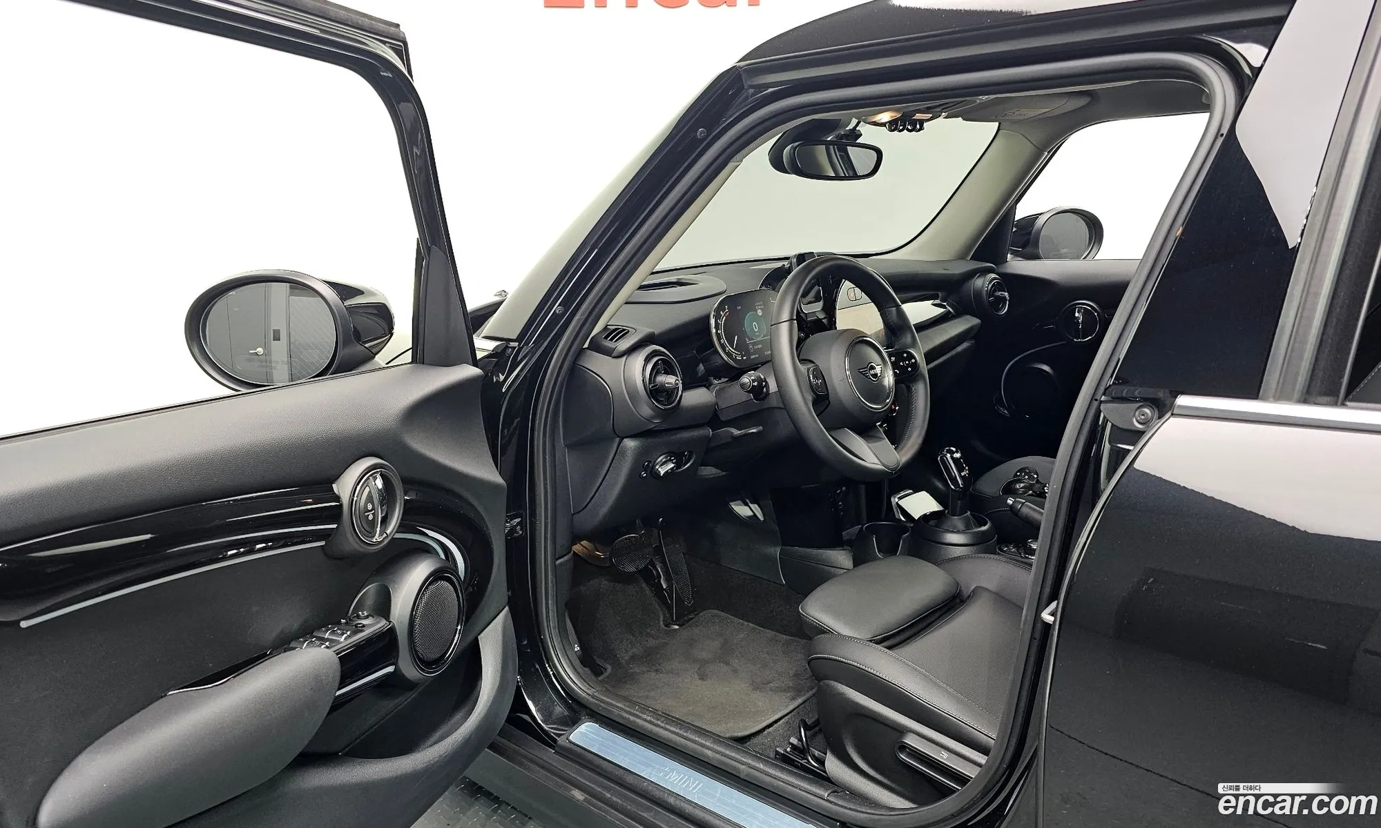 Mini Cooper 2023 — 18