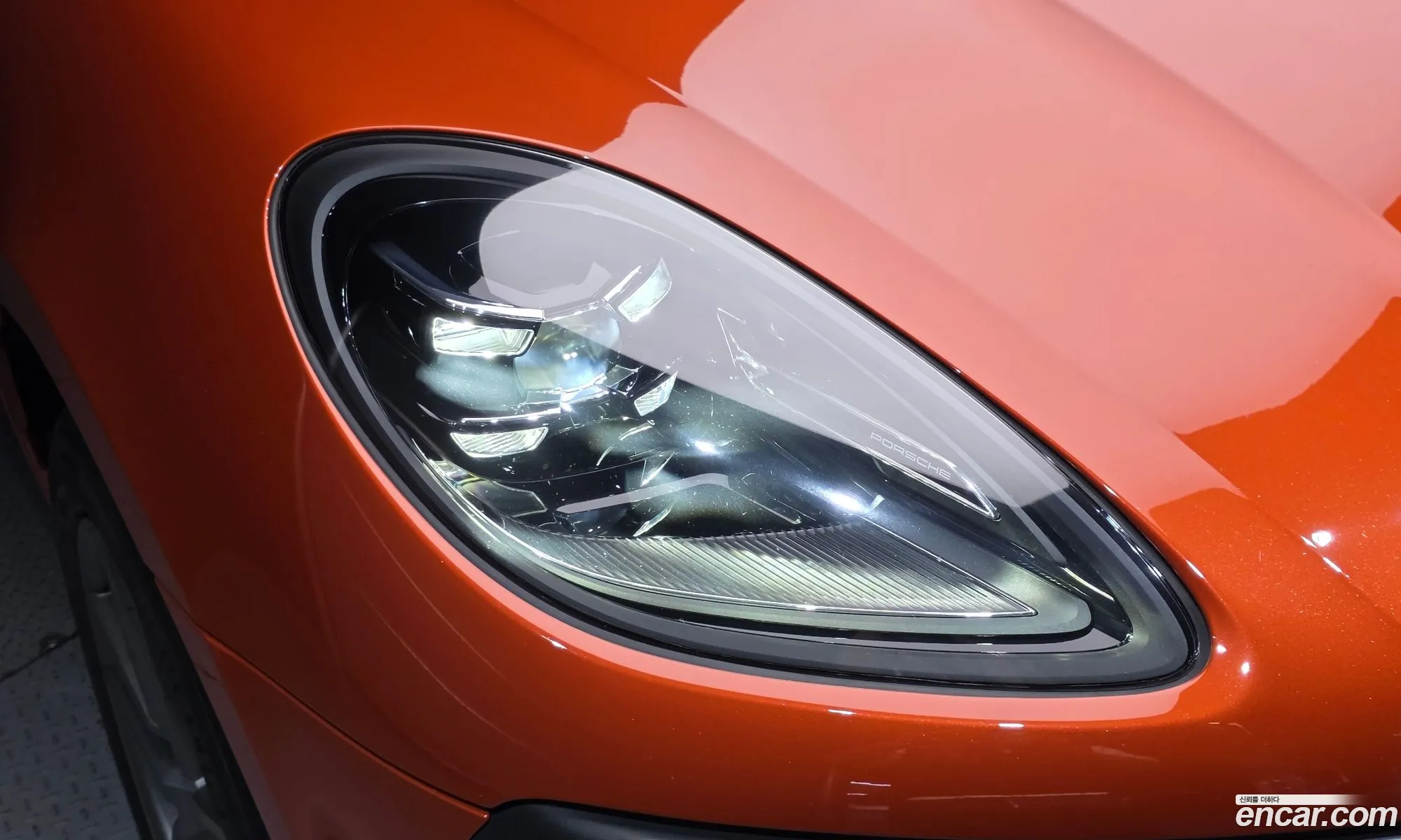 Porsche Macan 2022 WP1AG2957NLB35037 — 28