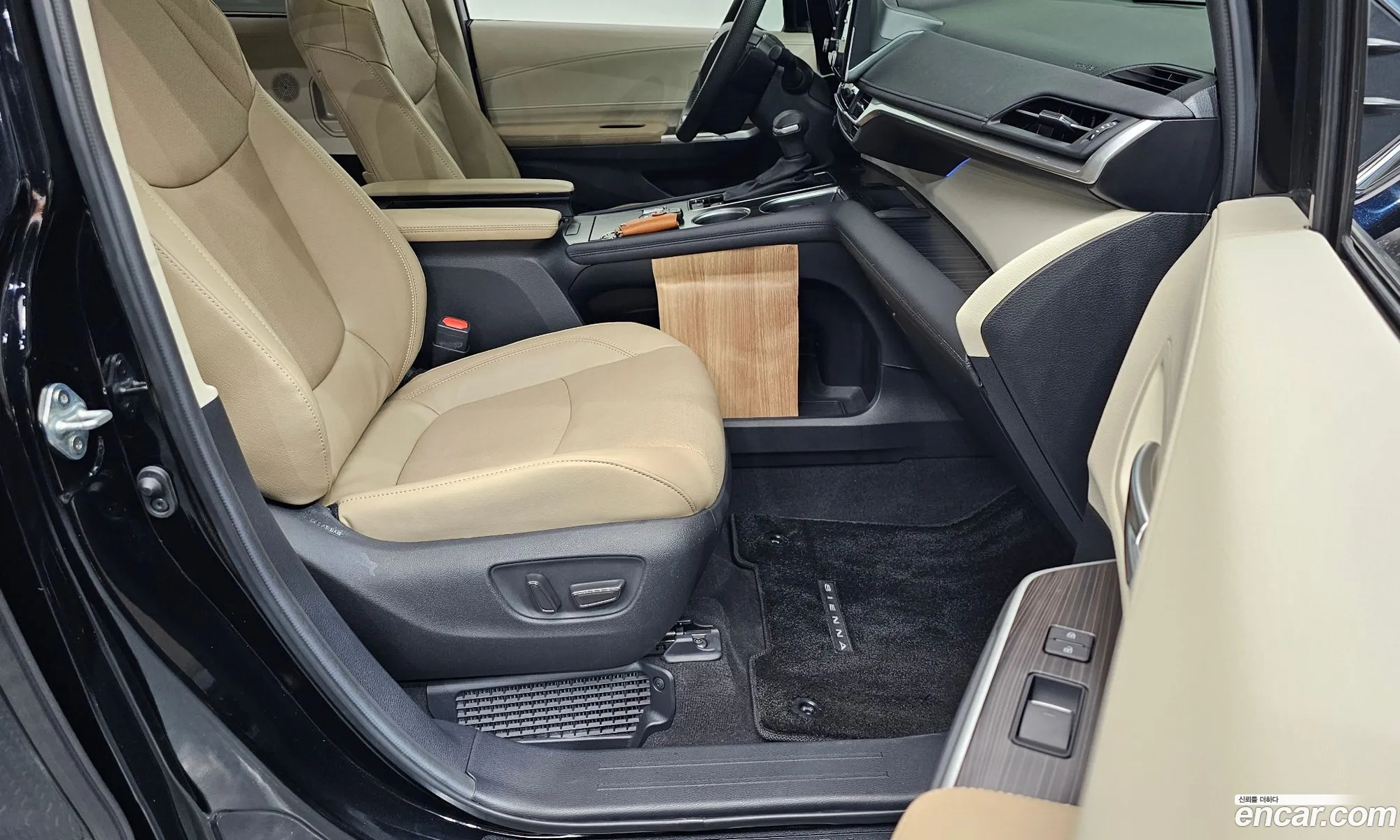 Toyota Sienna 2024 — 8