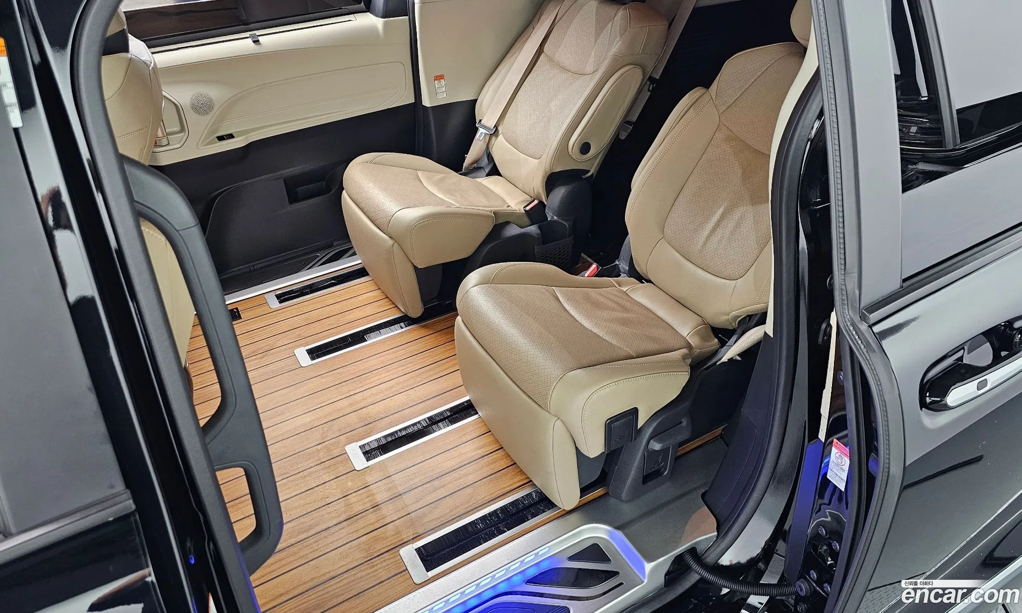 Toyota Sienna 2024 — 25