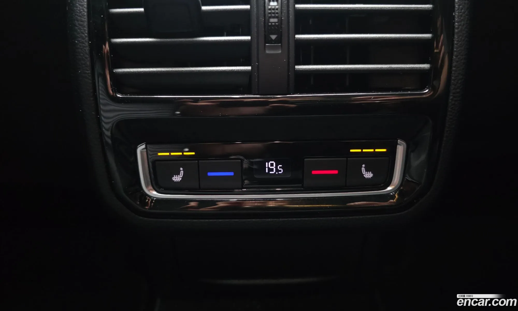 Volkswagen Passat GT 2021 — 26