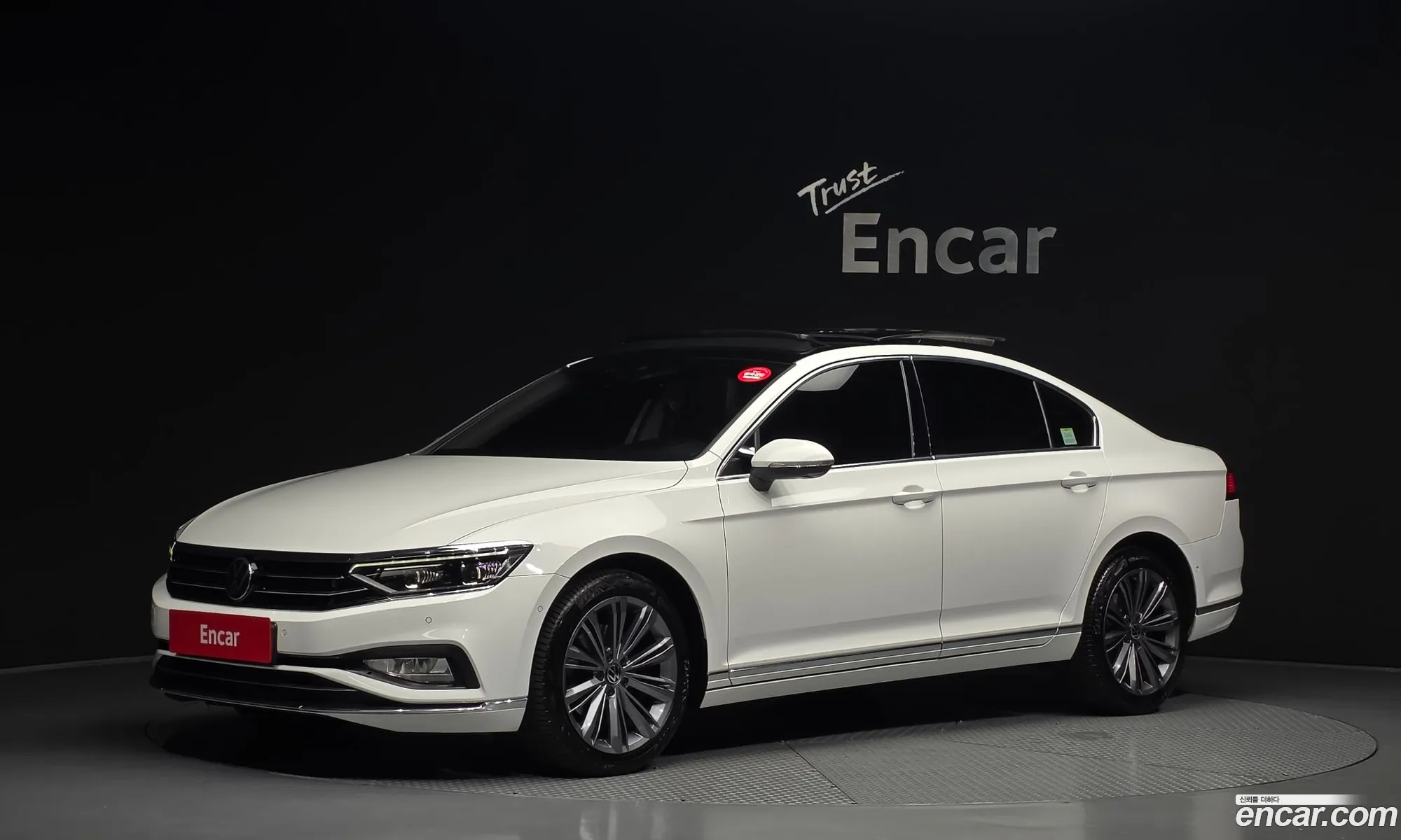 Volkswagen Passat GT 2021 — 19