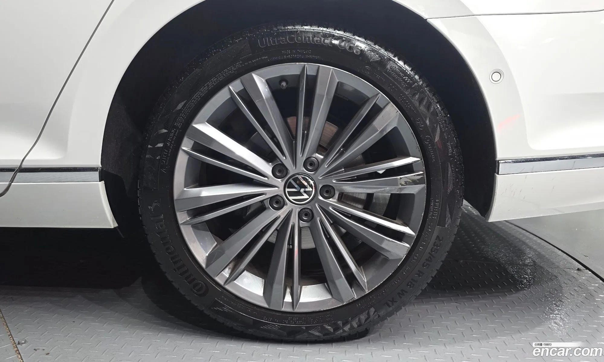 Volkswagen Passat GT 2021 — 16