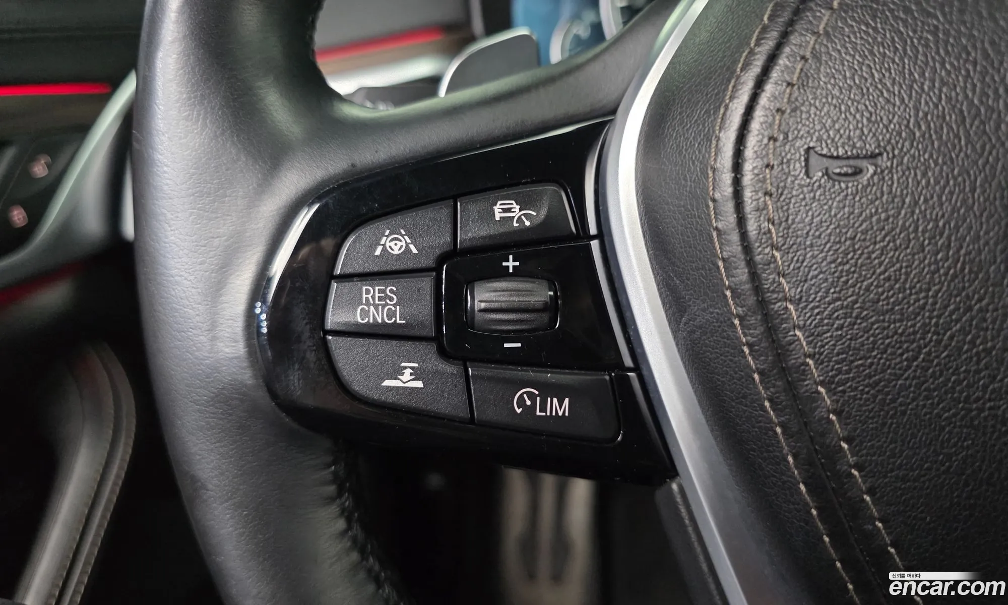 BMW 5 Series 2017 WBAJD310XHWA90369 — 12