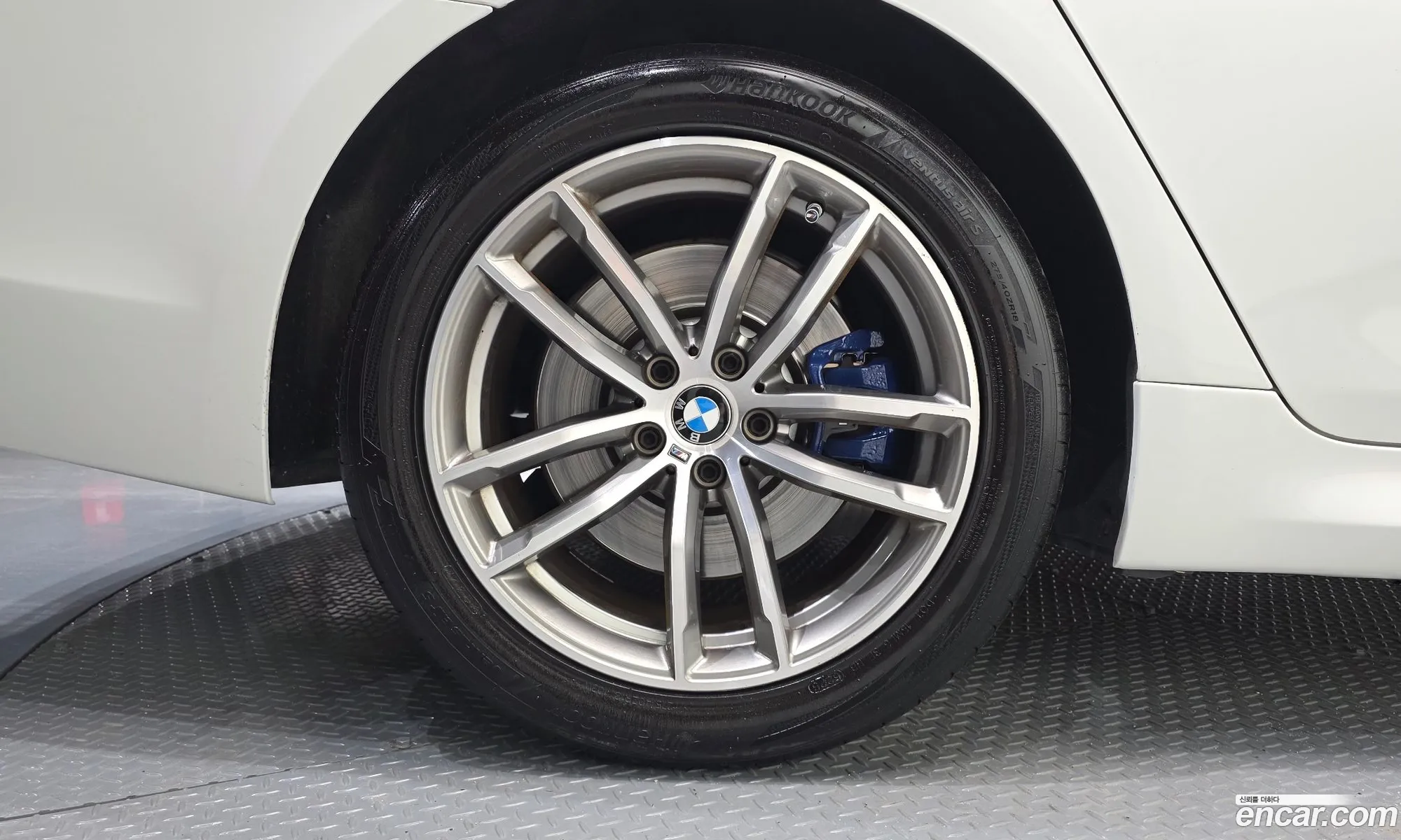 BMW 5 Series 2017 WBAJD310XHWA90369 — 27