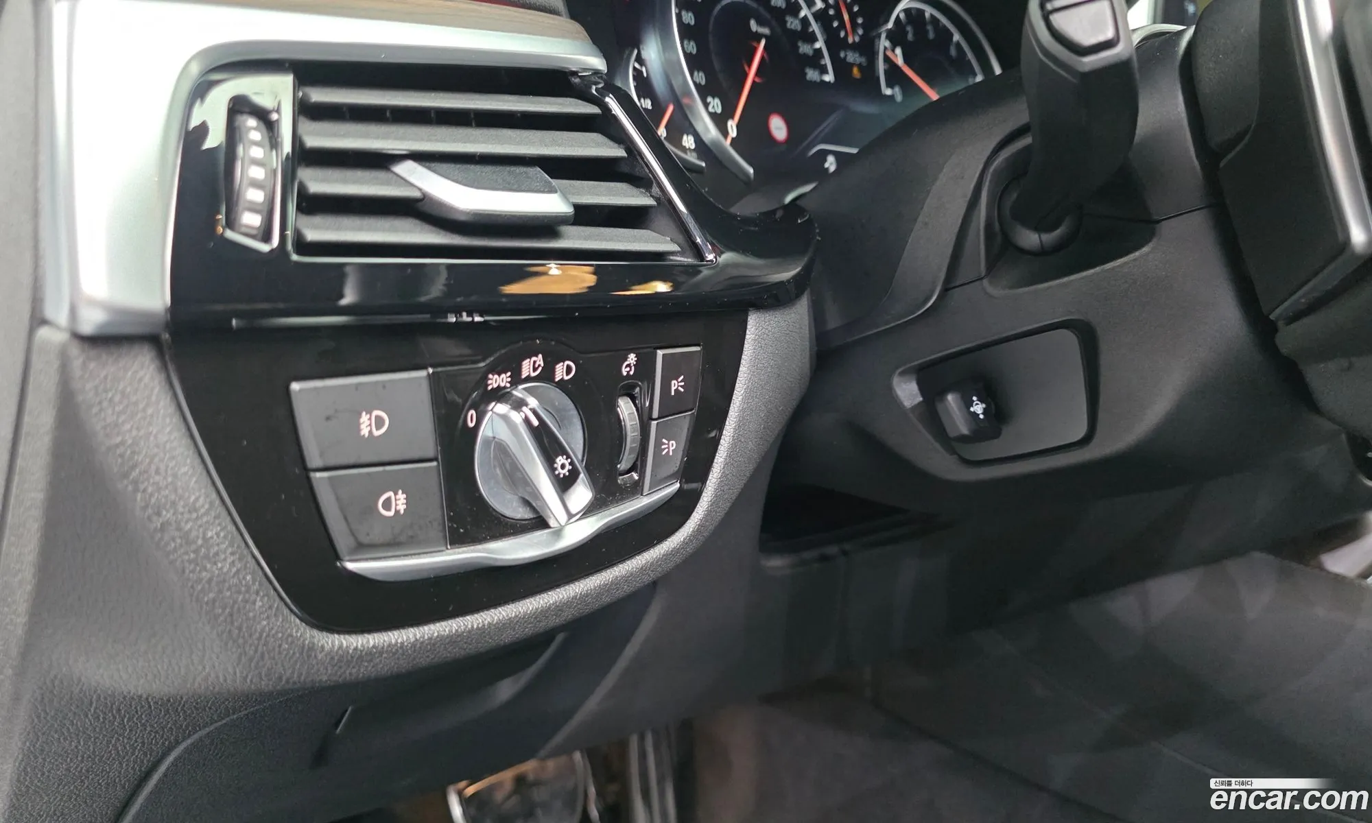 BMW 5 Series 2017 WBAJD310XHWA90369 — 2