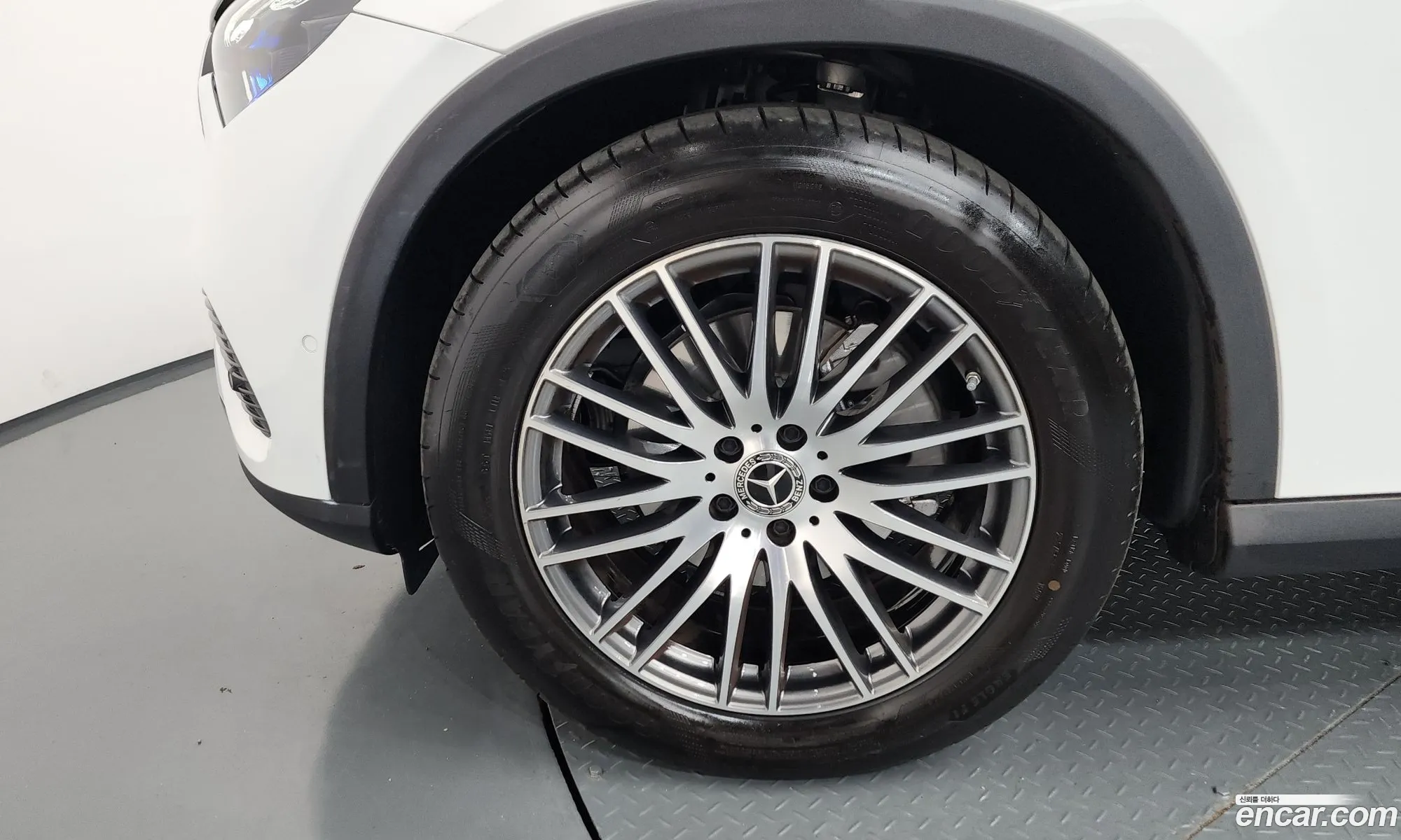 Mercedes-Benz GLC-Class X254 2025 — 17