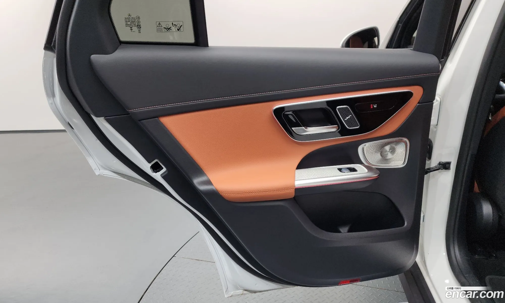 Mercedes-Benz GLC-Class X254 2025 — 12