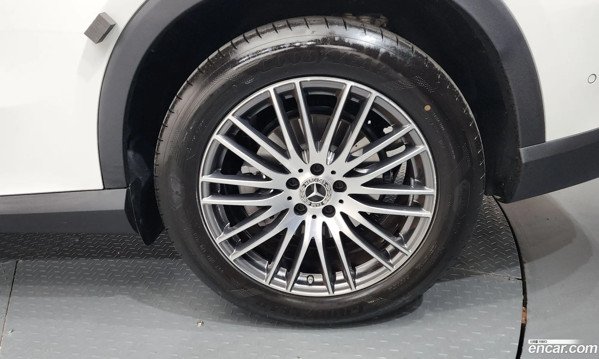 Mercedes-Benz GLC-Class X254 2025 — 3