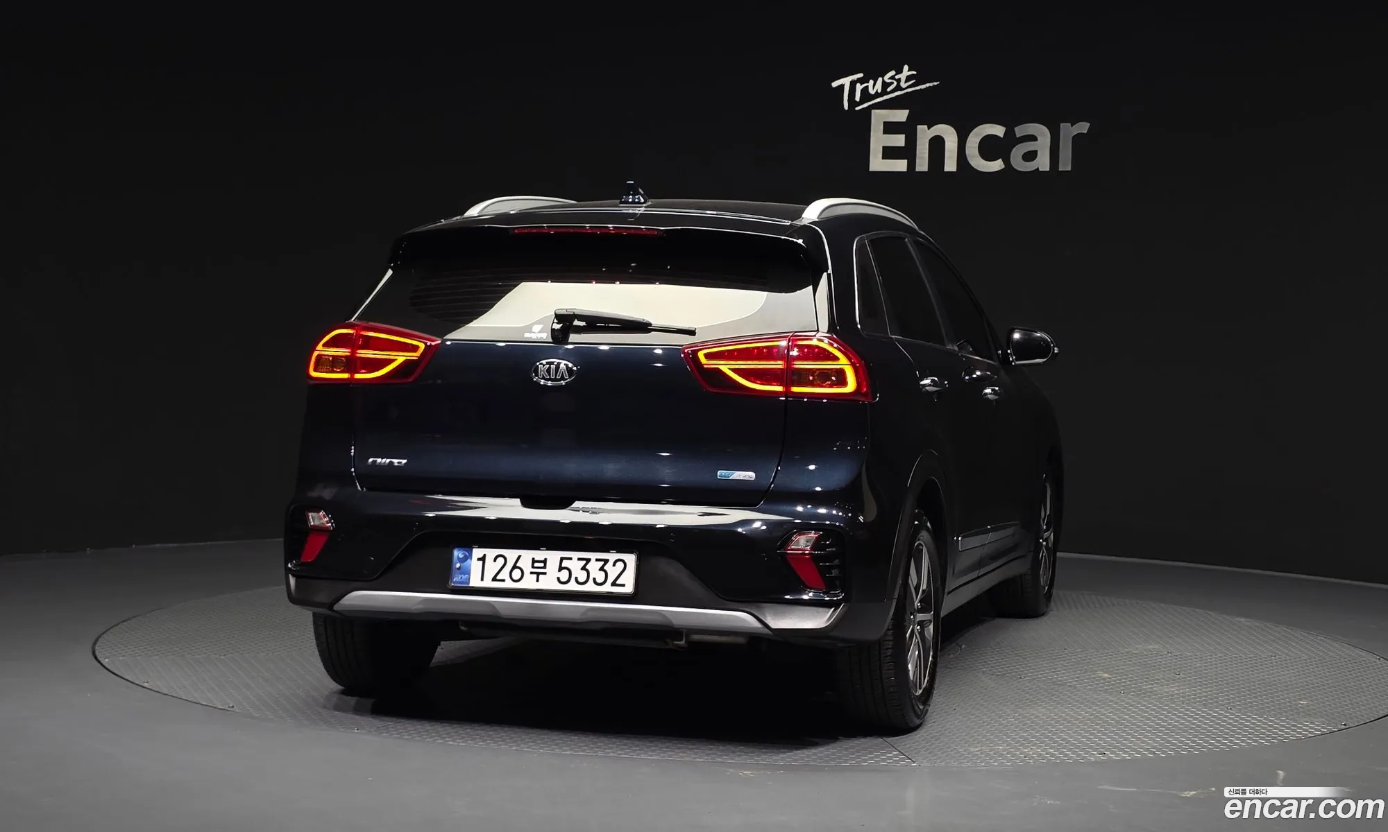 Kia Niro 2019 KNACB81CGLA338674 — 2