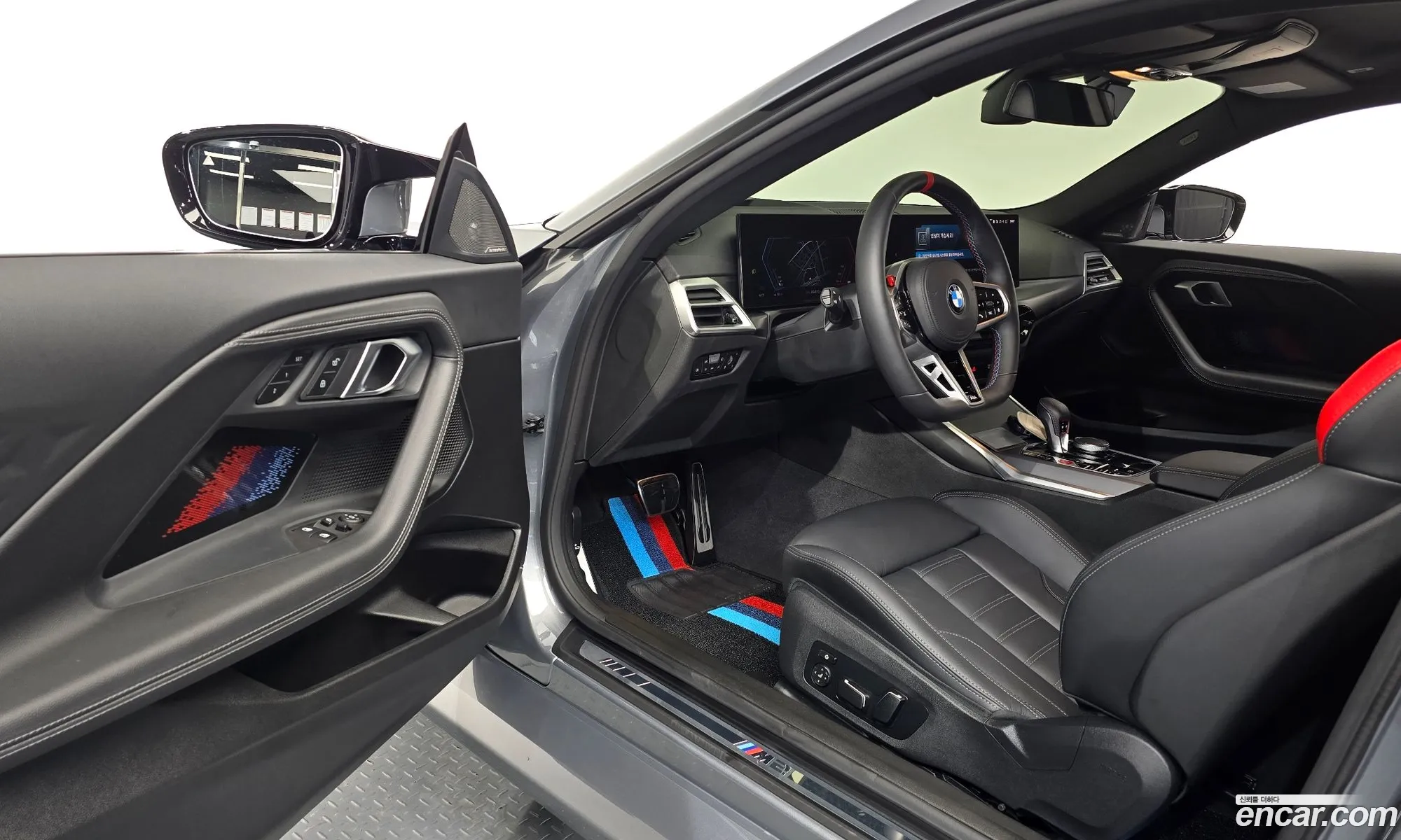 BMW M2 2025 WBS21DM08S8F83859 — 2