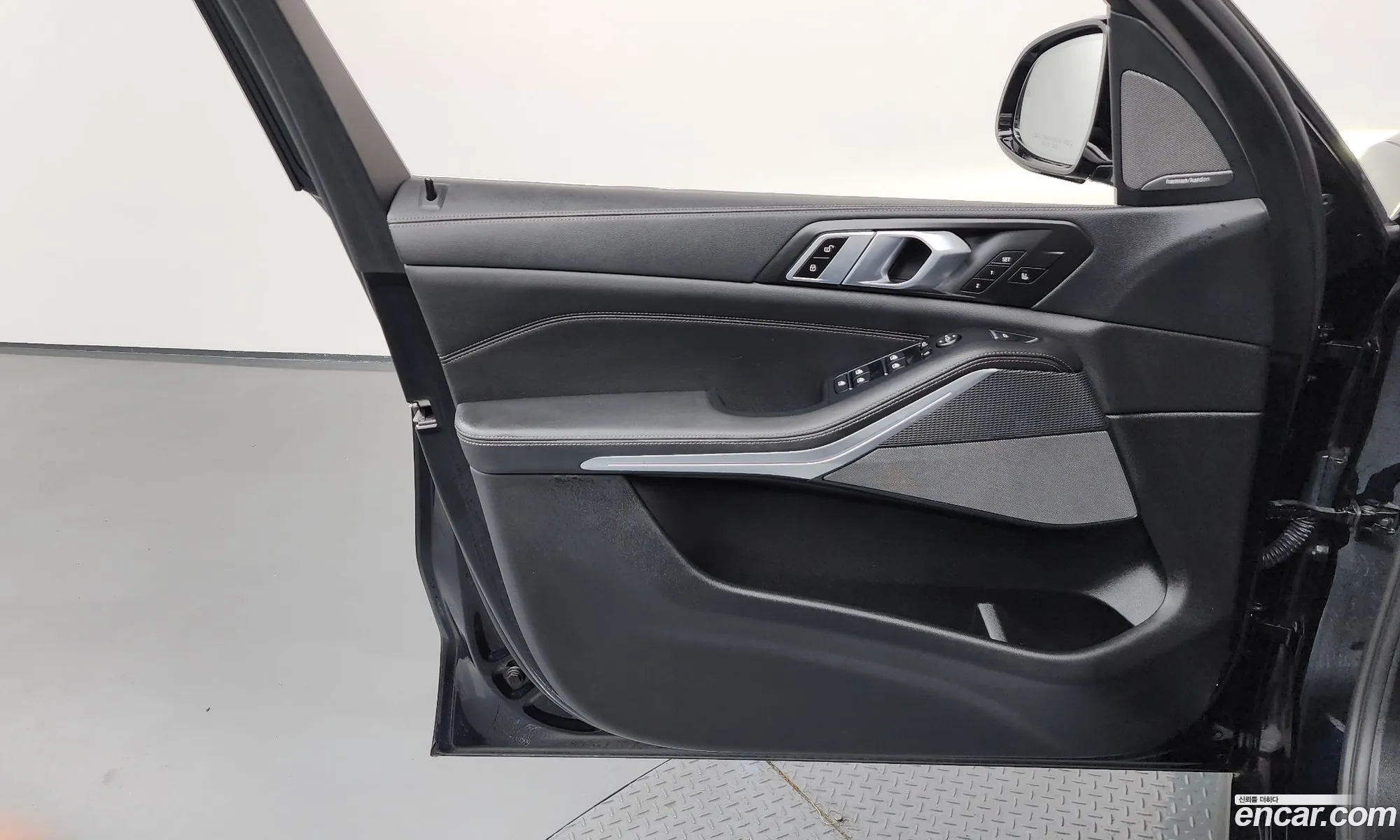 BMW X5 2020 — 23