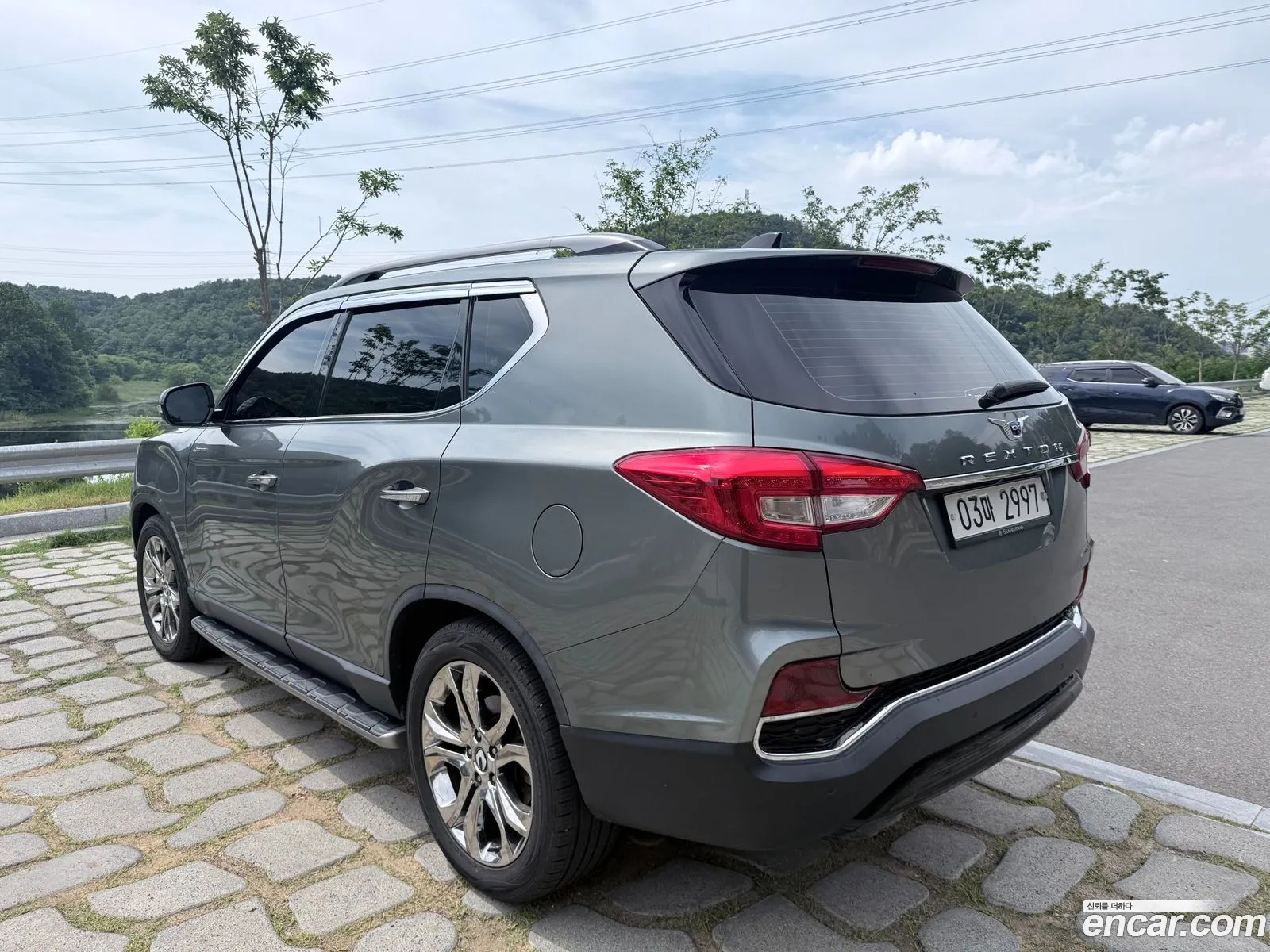 KG Mobility (SsangYong) G4 Rexton 2018 — 3