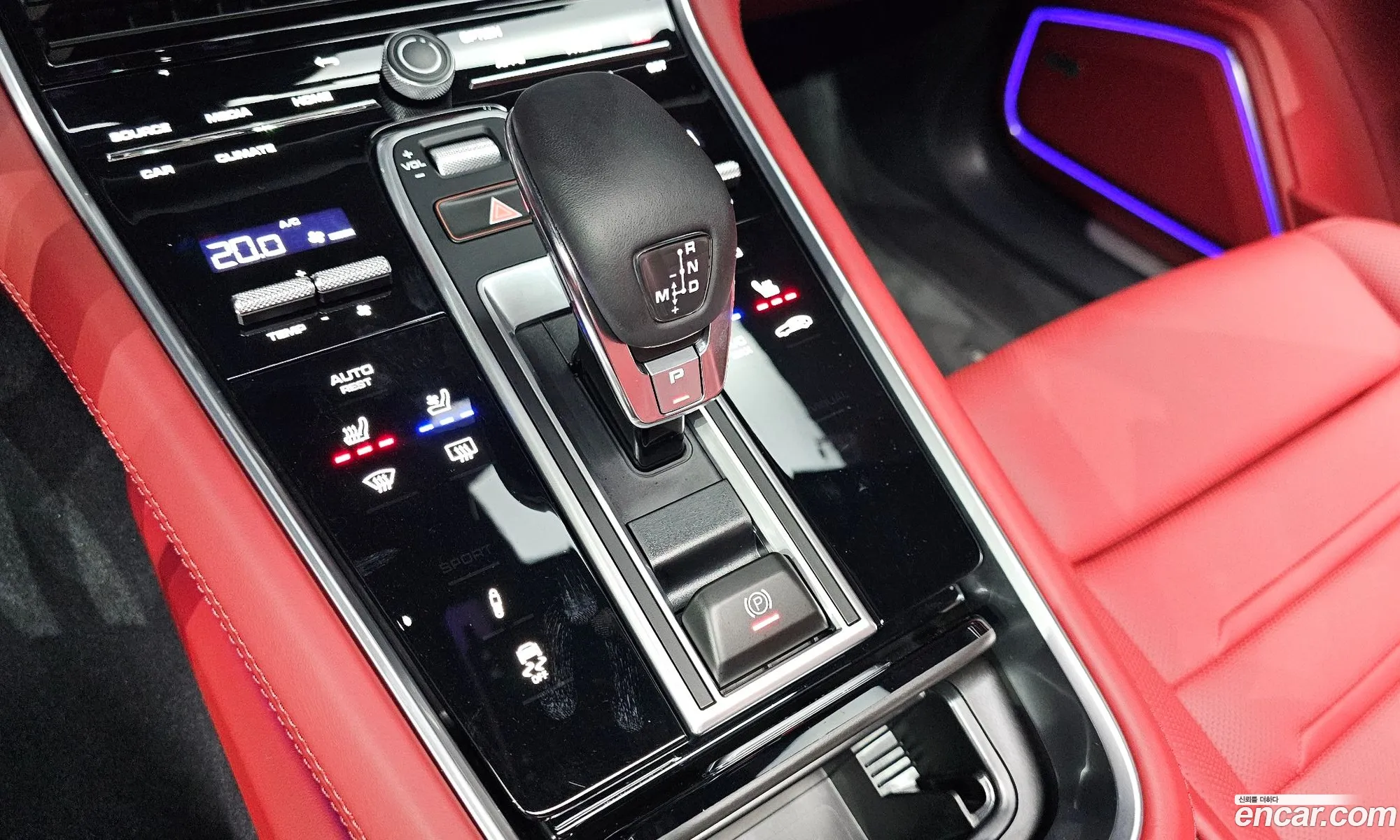 Porsche Panamera 2023 — 19