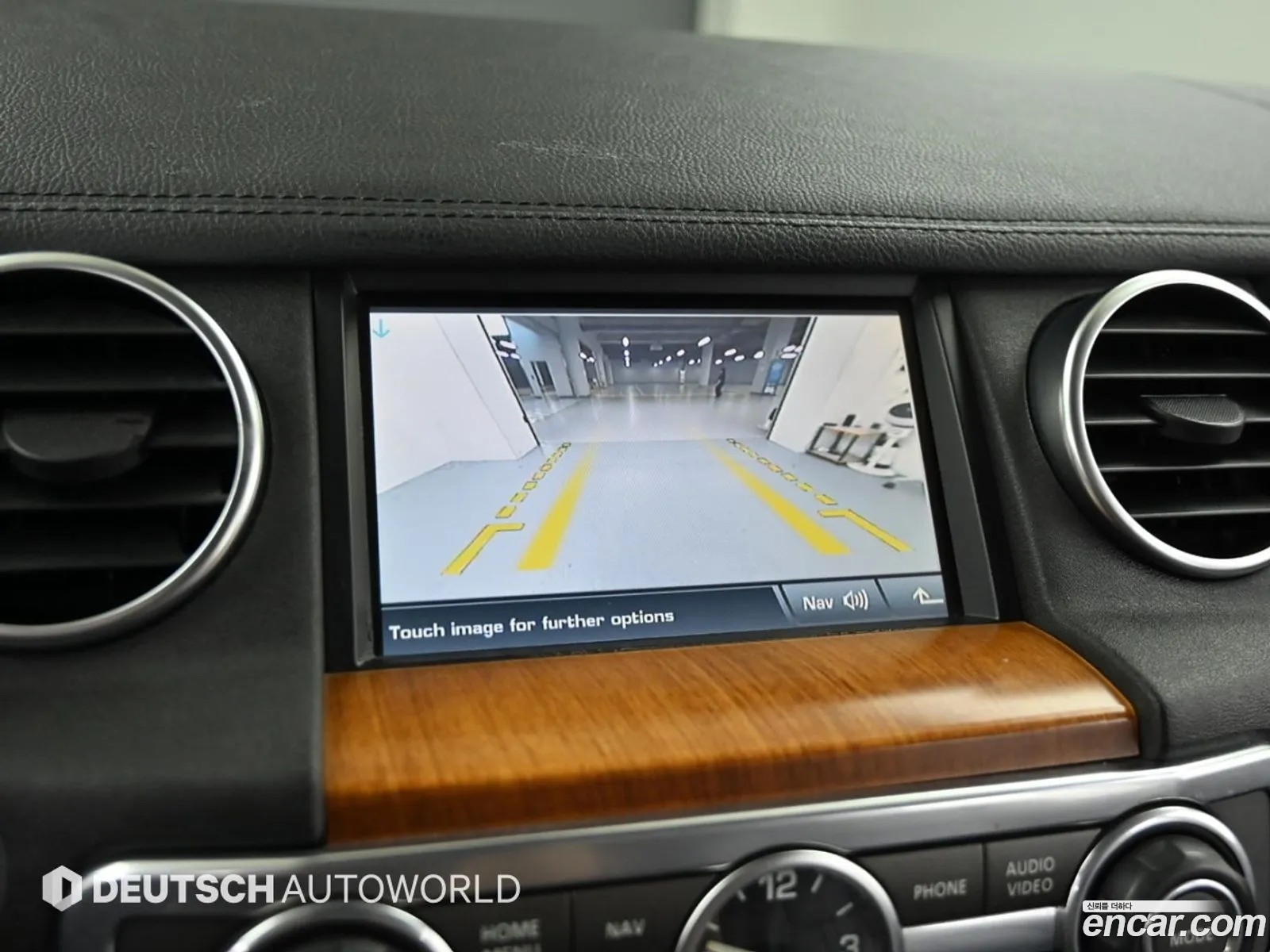 Land Rover Discovery 4 2011 — 2