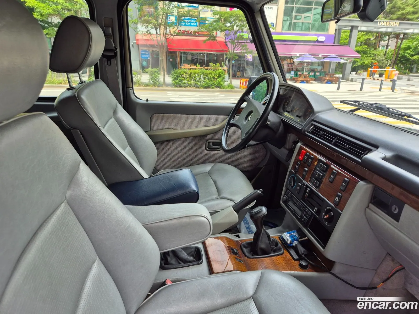 Mercedes-Benz G-Class W463 1995 — 4
