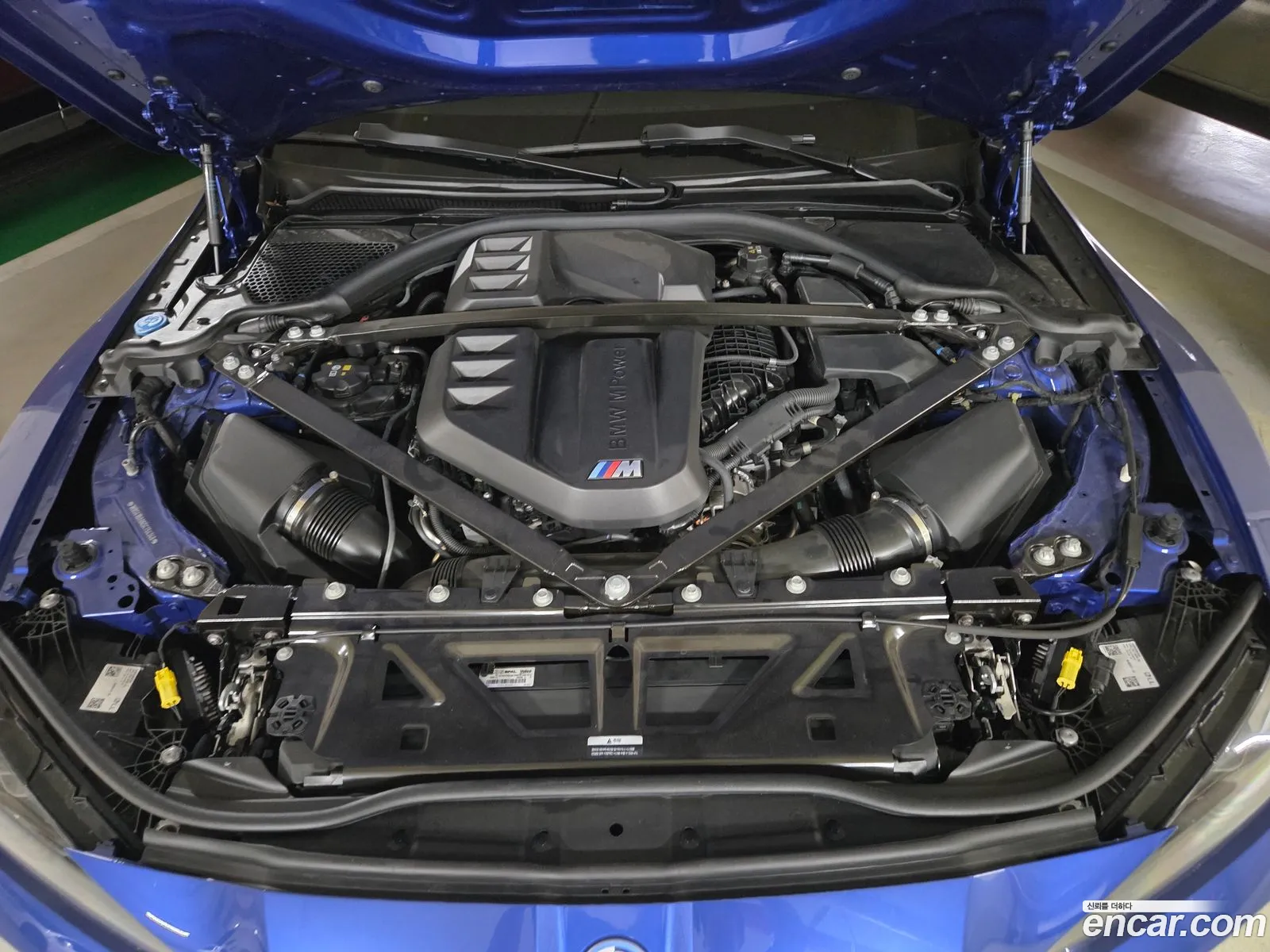 BMW M4 2024 — 20