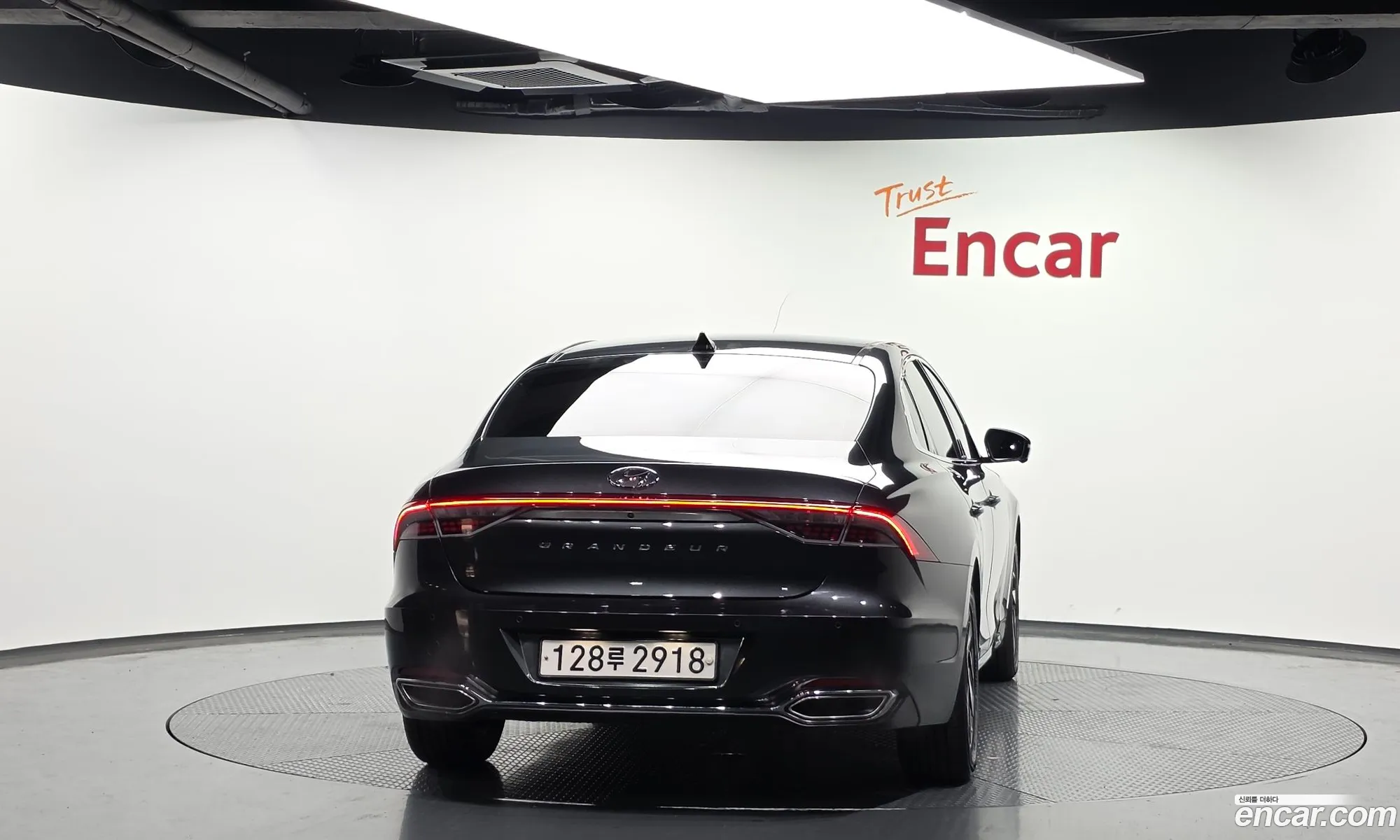 Hyundai Grandeur IG Hybrid 2020 — 3