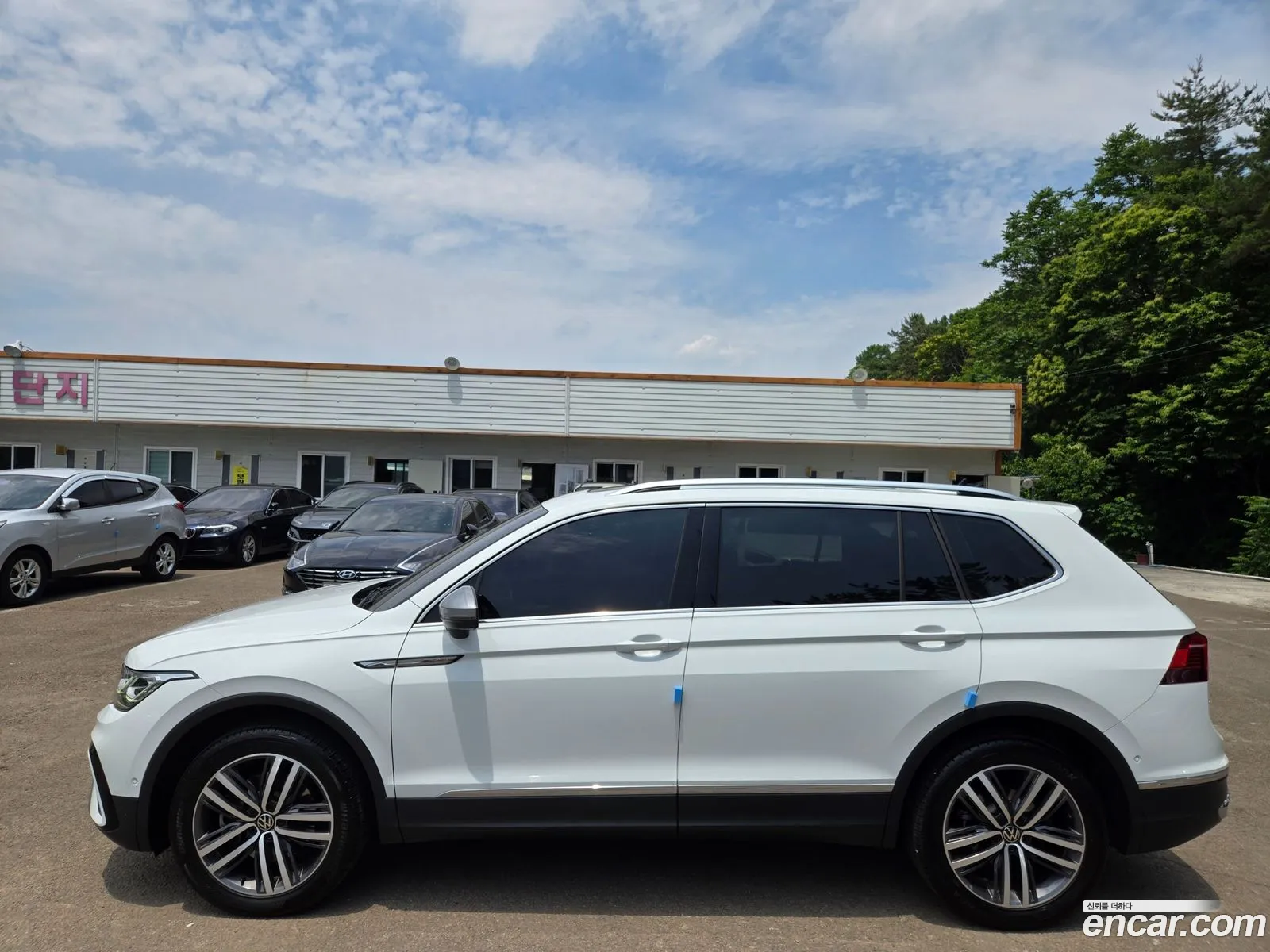 Volkswagen Tiguan Allspace 2023 — 9