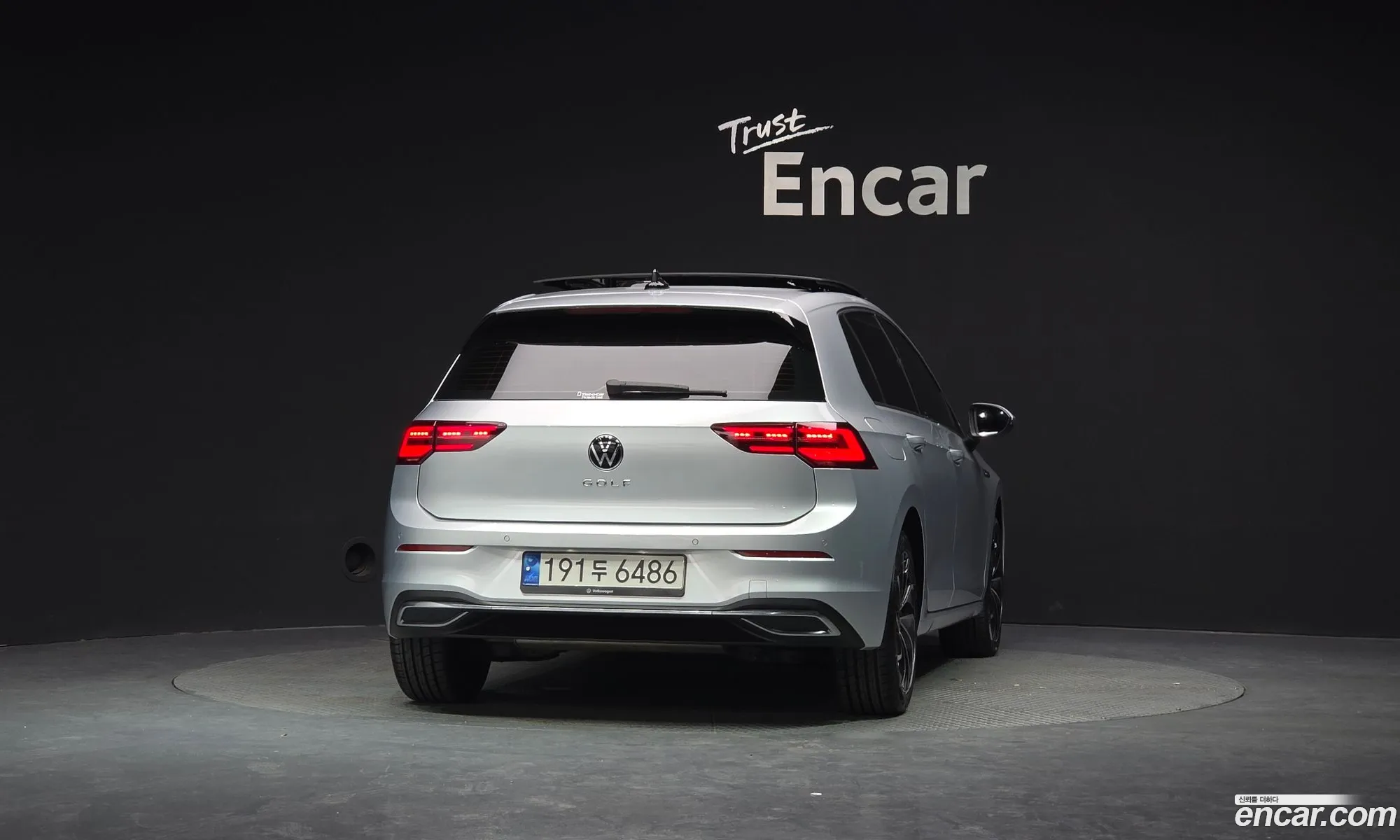 Volkswagen Golf 8th Gen 2022 — 18