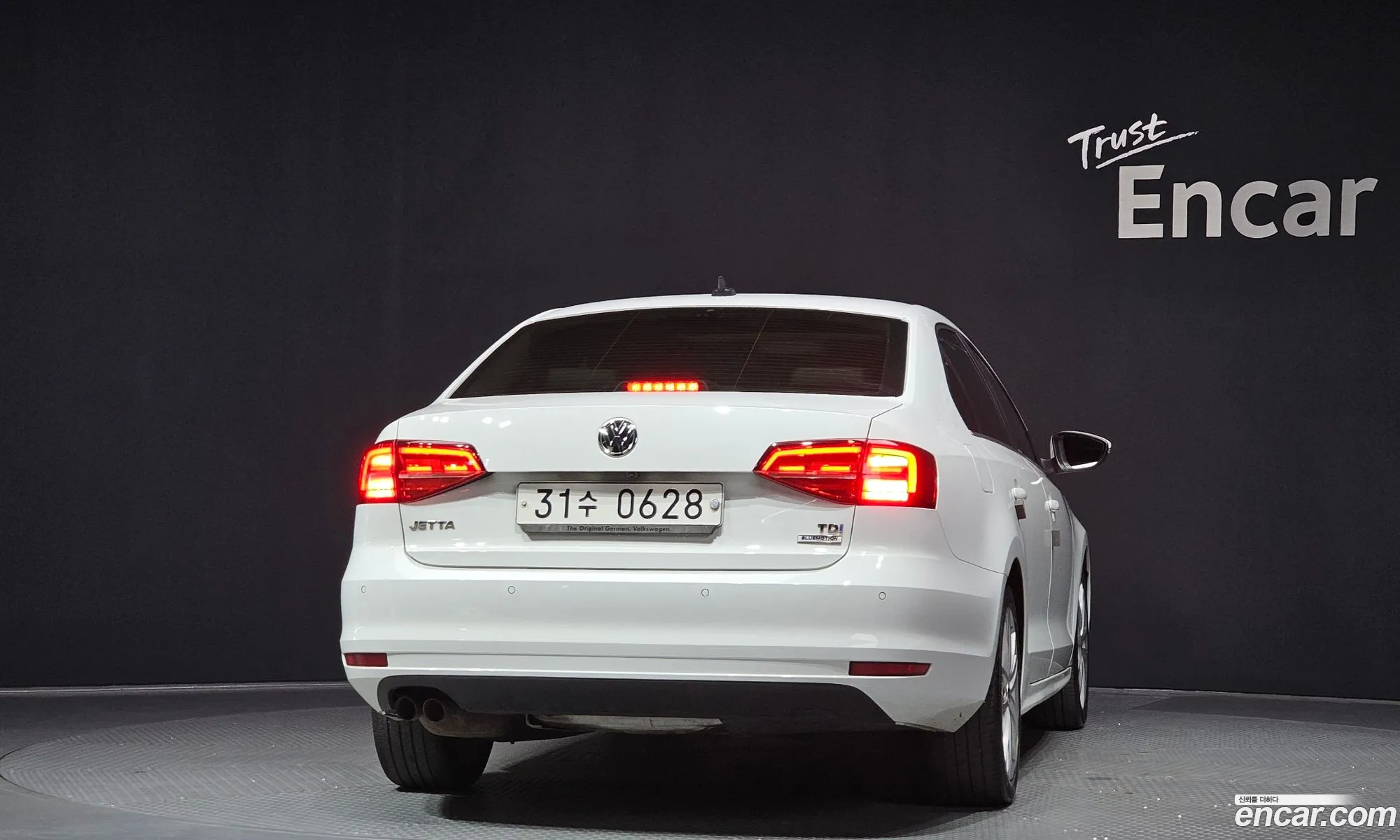 Volkswagen Jetta 2015 — 2
