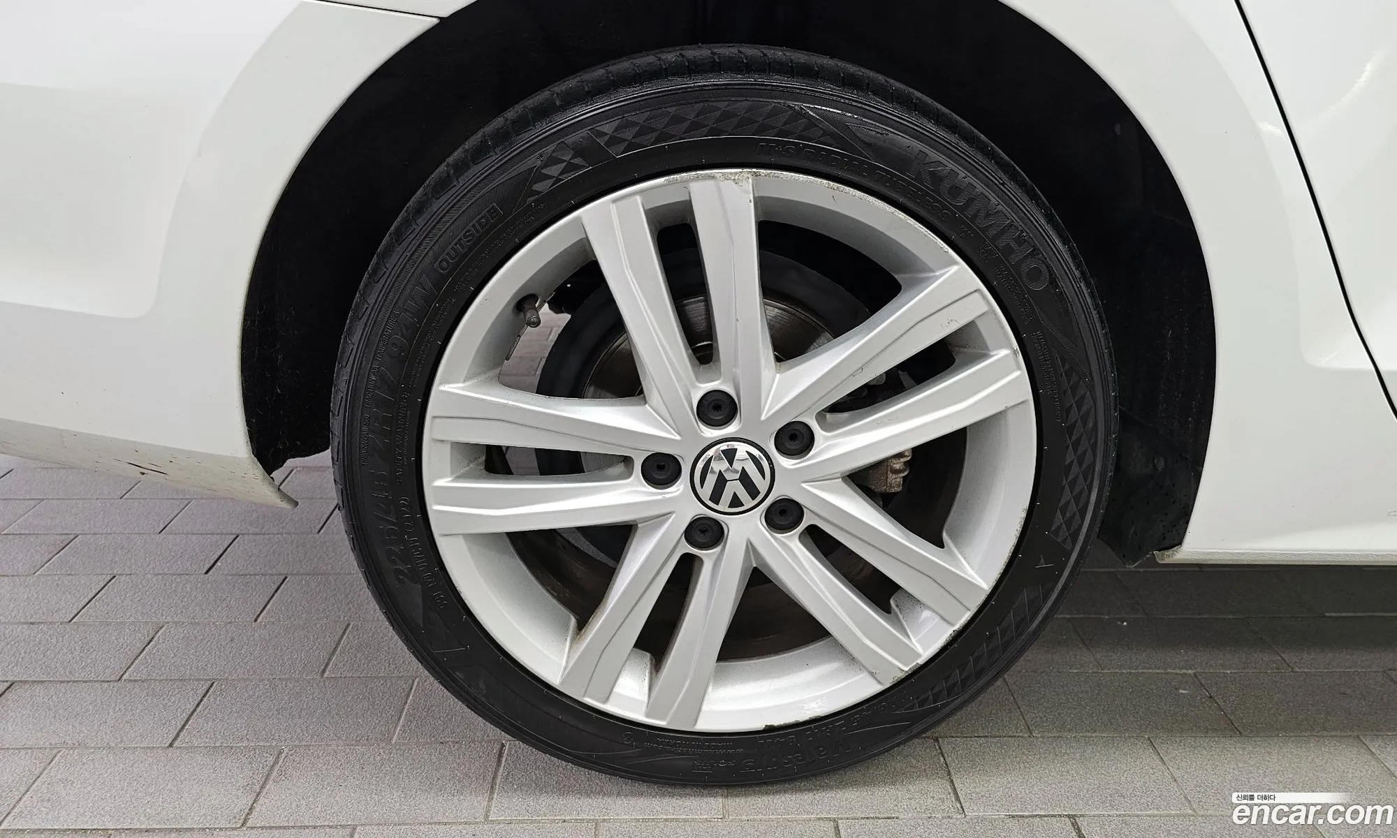 Volkswagen Jetta 2015 — 16
