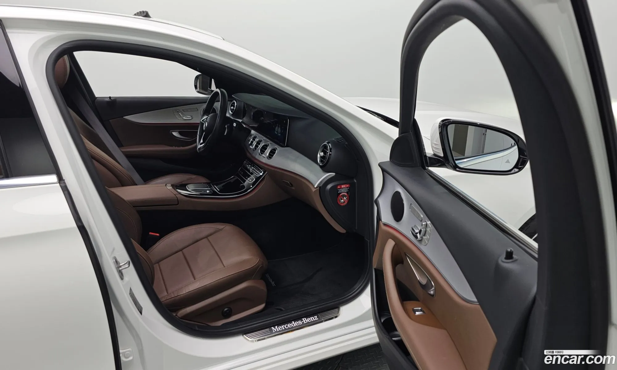 Mercedes-Benz E-Class W213 2021 — 13