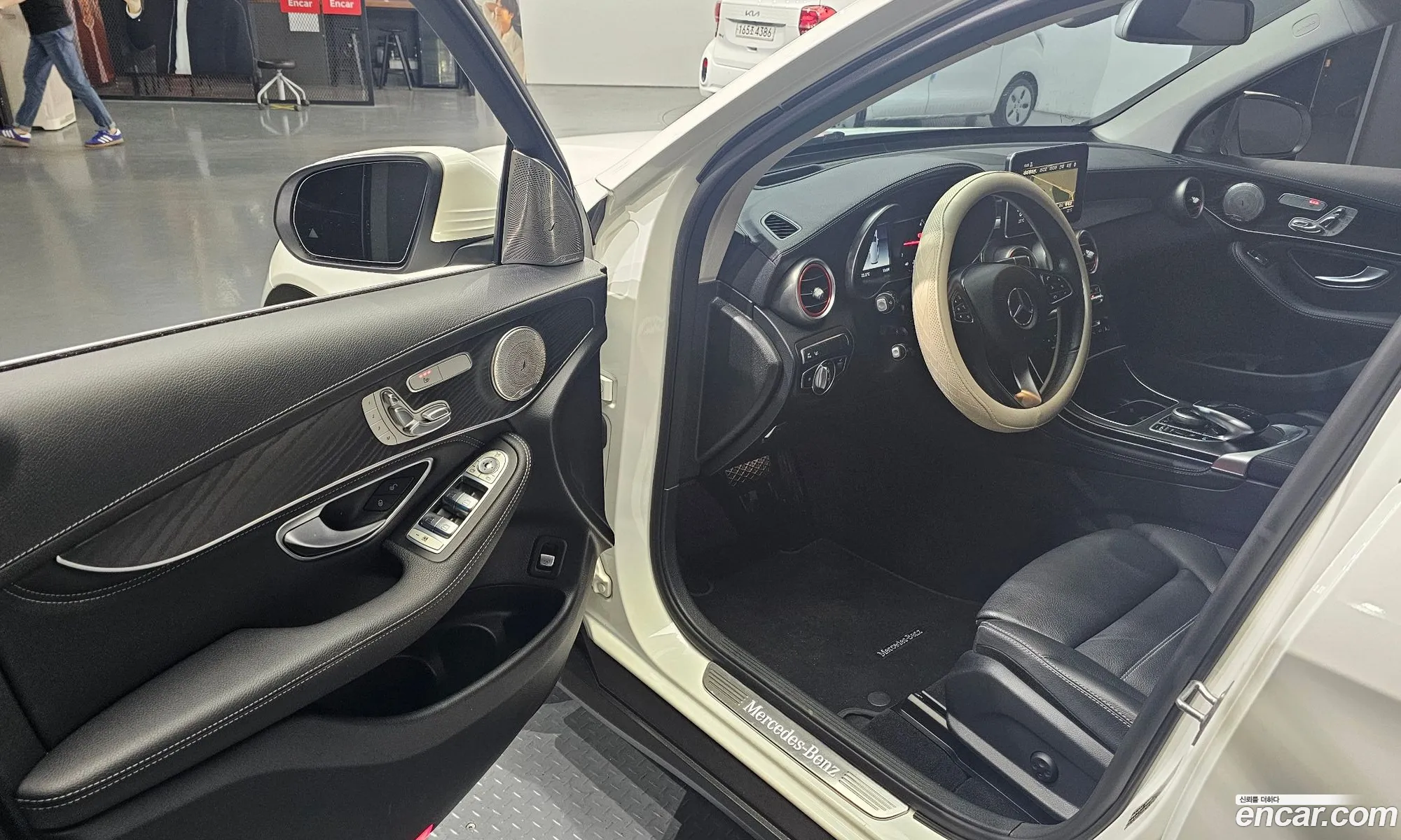 Mercedes-Benz GLC-Class X253 2018 — 10