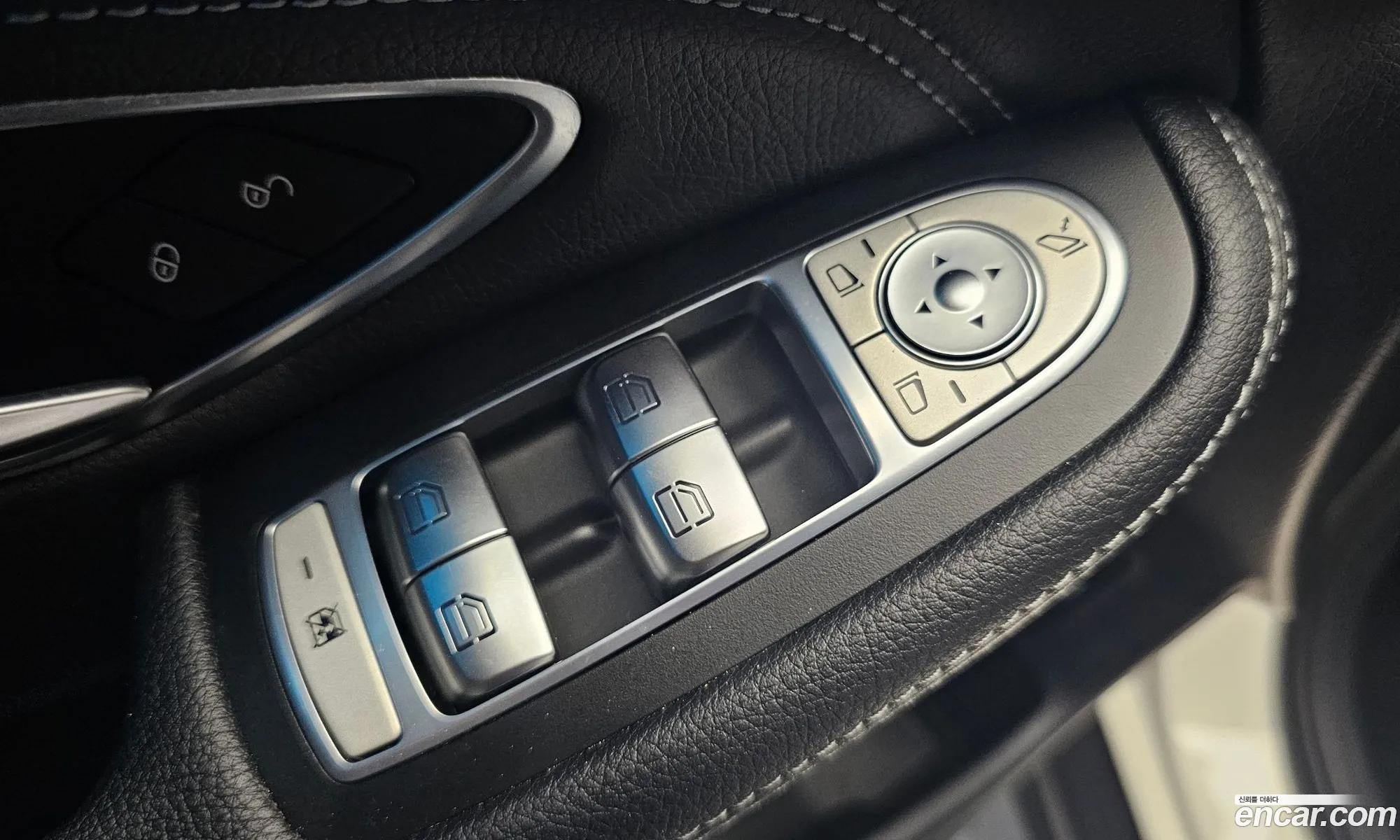 Mercedes-Benz GLC-Class X253 2018 — 16