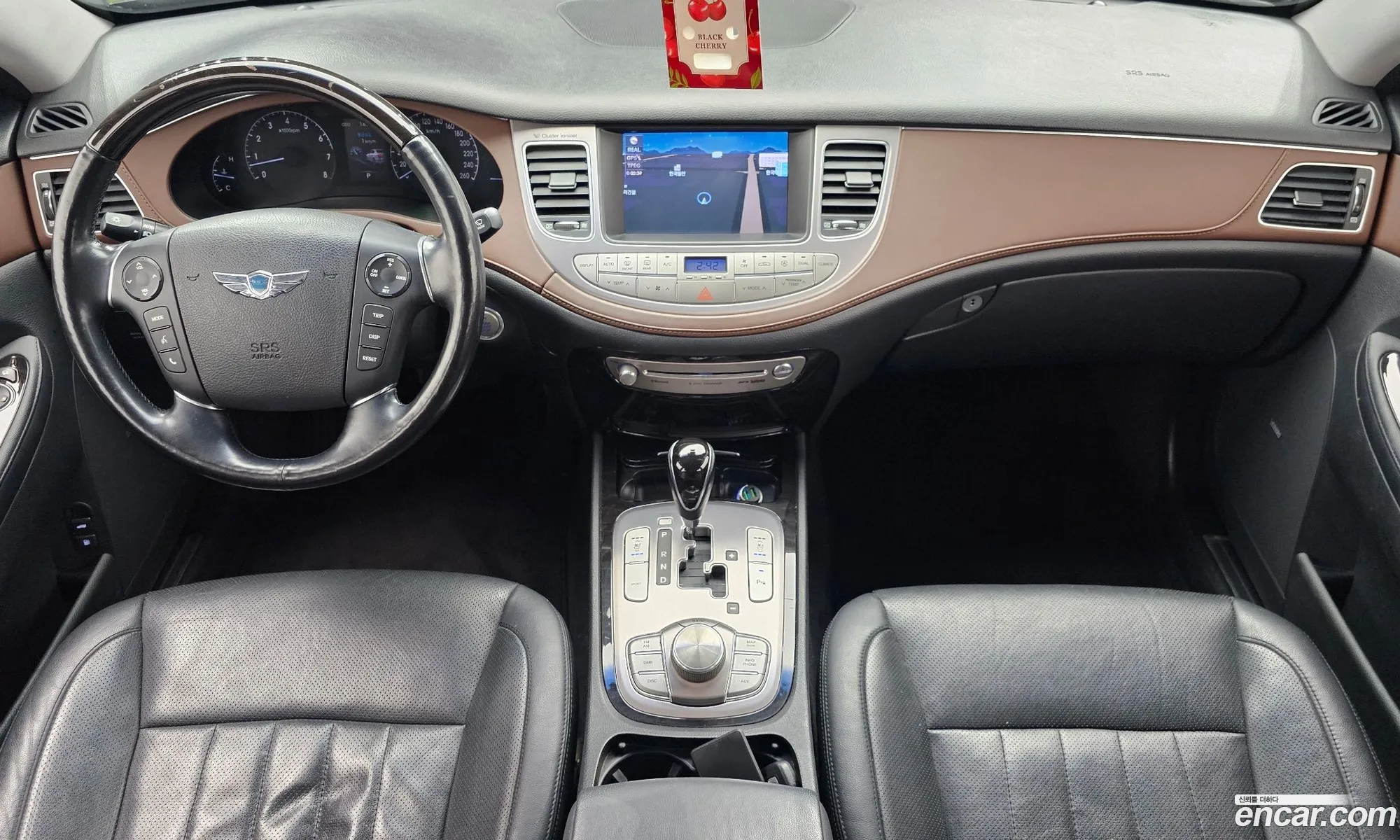 Hyundai Genesis 2011 — 2